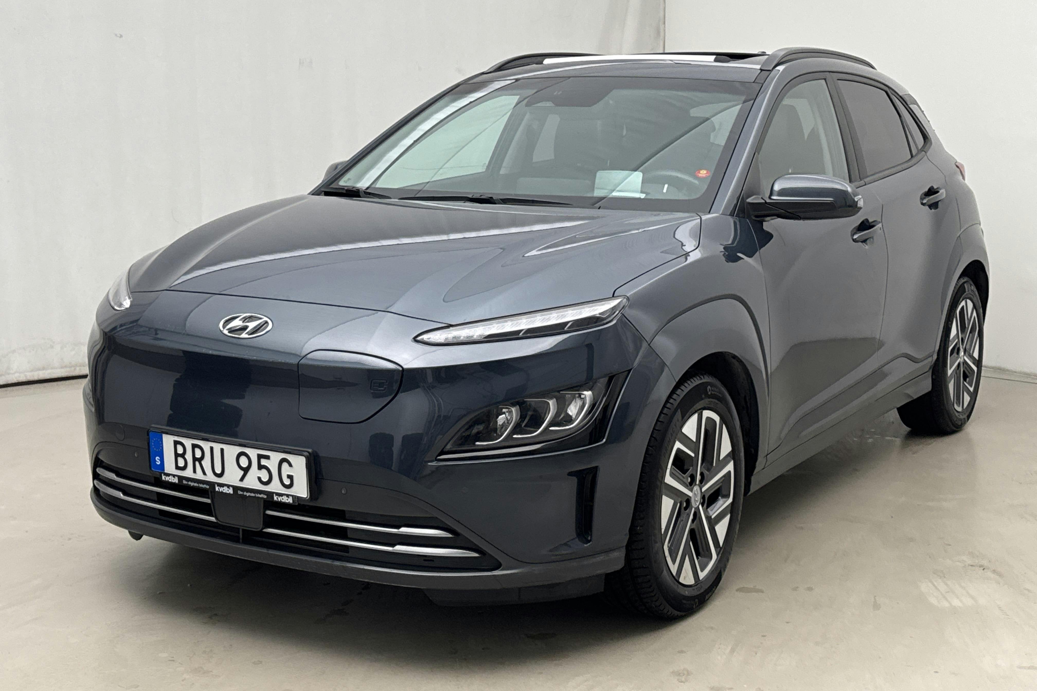 Hyundai Kona Electric 64kWh (204hk) - 5 729 mil - Automat - blå - 2021