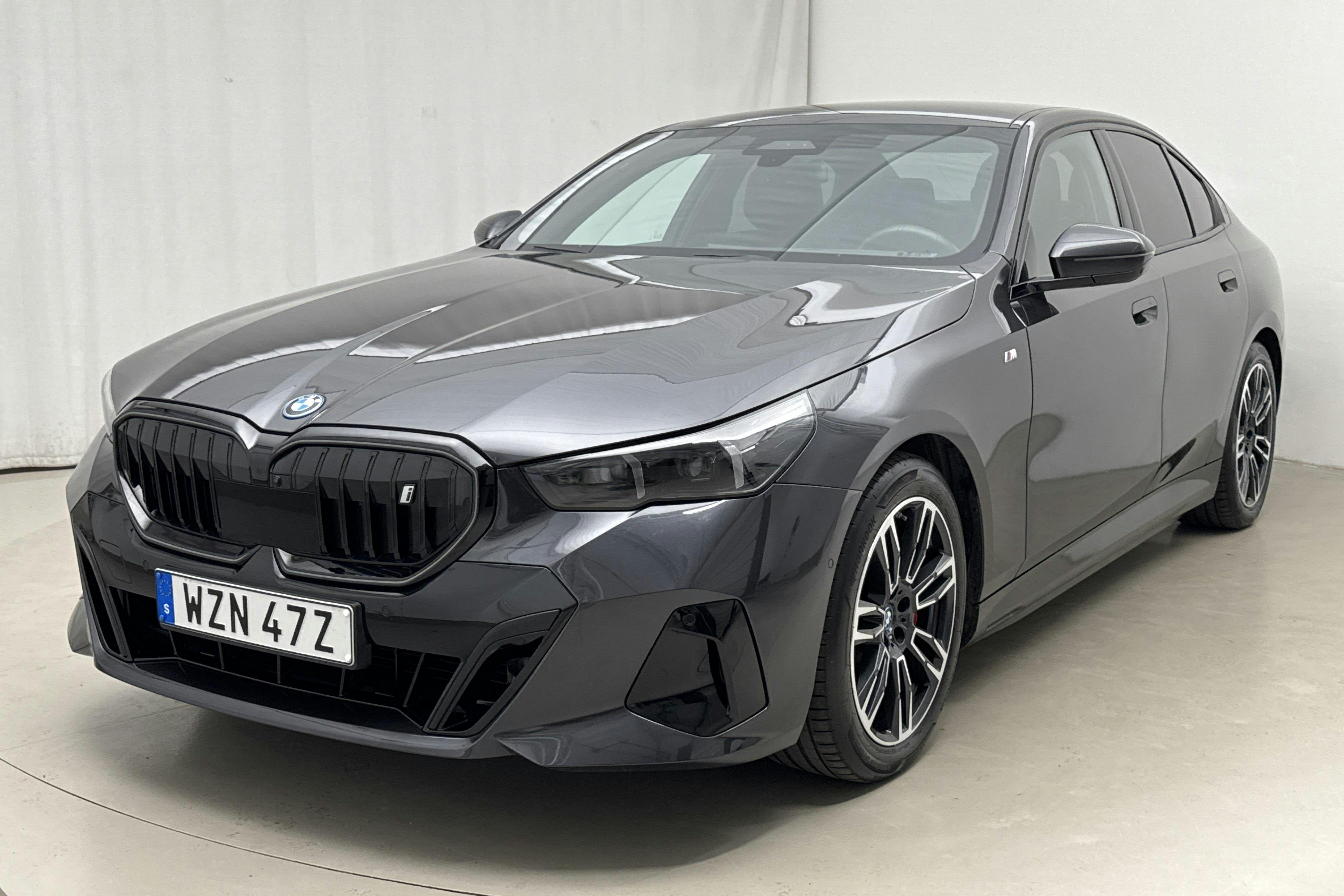 BMW i5 eDrive40 Sedan, G60 (340hk) - 5 197 mil - Automat - grå - 2024