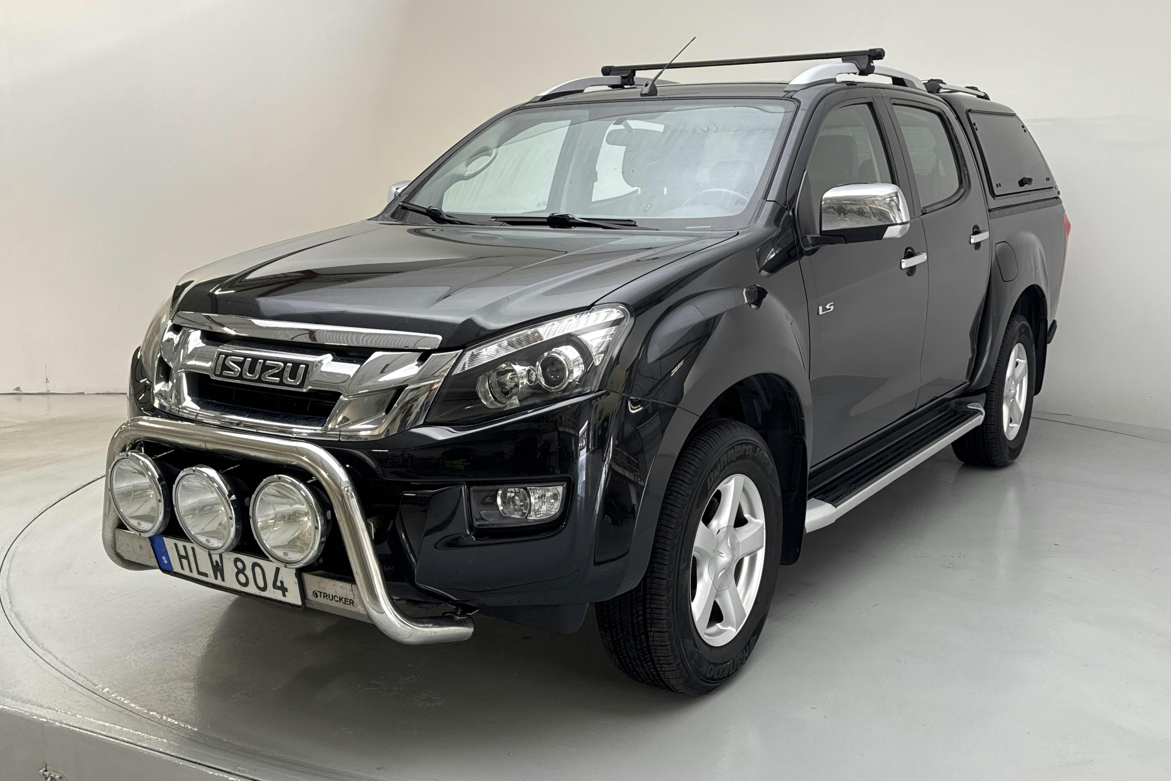 Presentationsfoto 1 av 12: Isuzu D-MAX 2.5 DDI 4WD (163hk) - 23 111 mil - Automat - svart - 2014