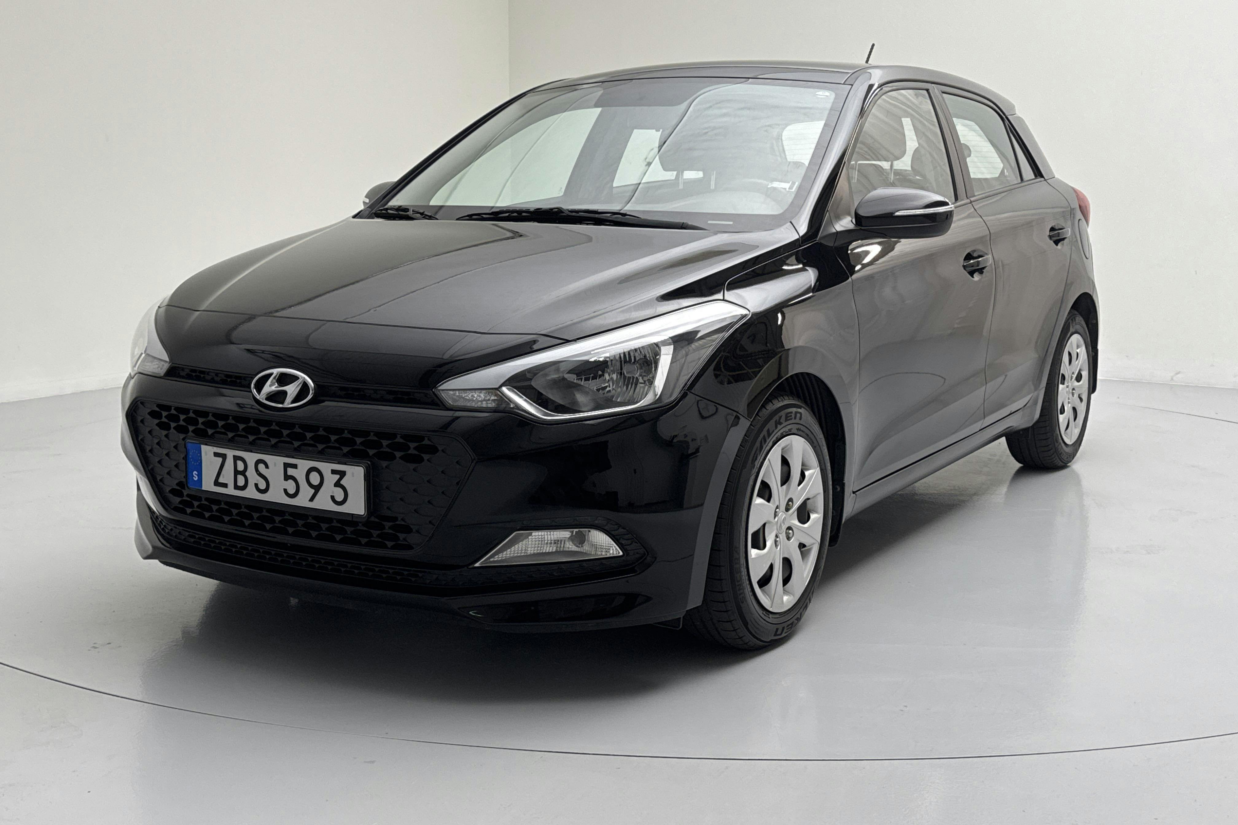 Hyundai i20 1.4 (100hk) - 63 960 km - Automatic - black - 2018