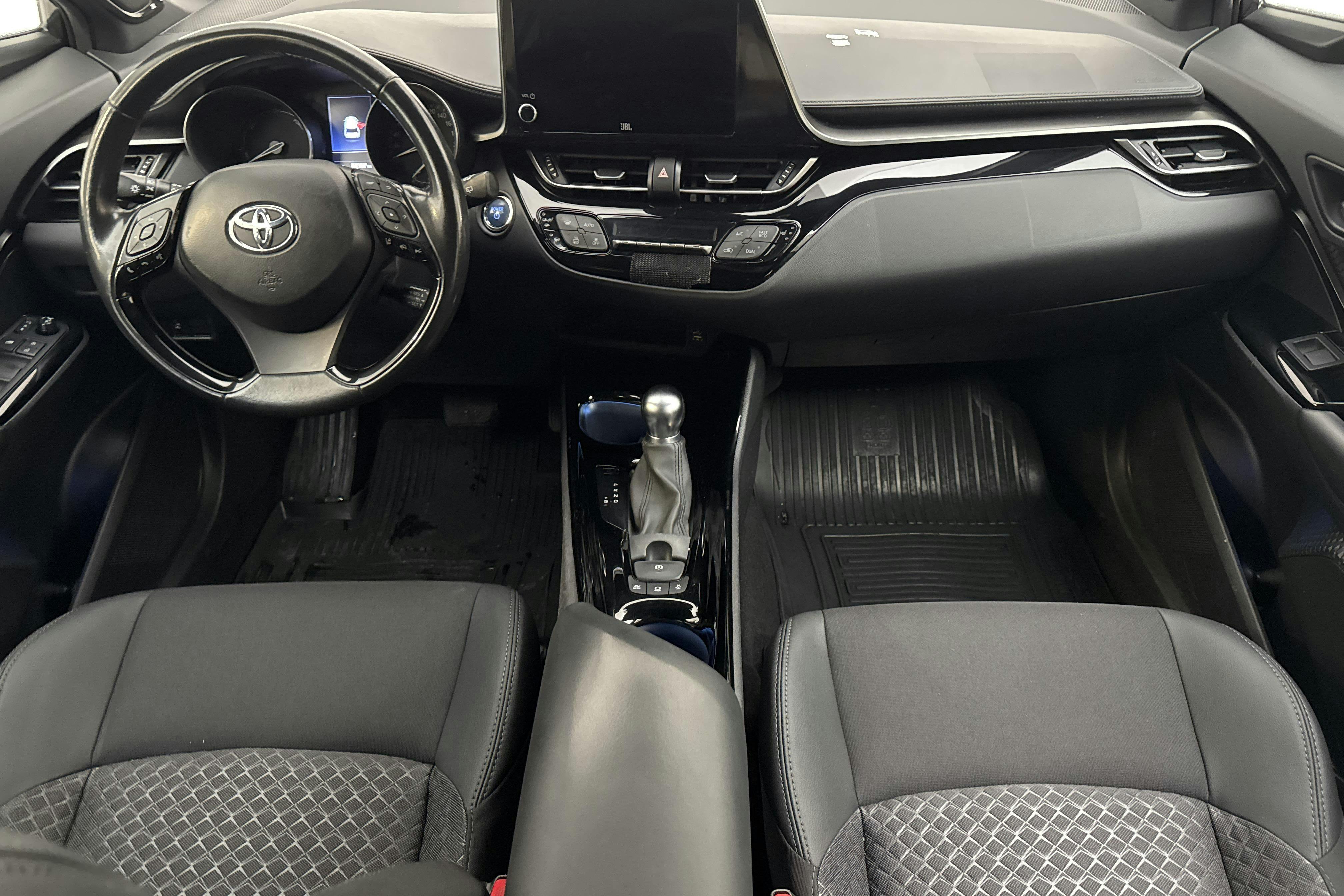 Toyota C-HR 2.0 HSD (184hk) - 19 210 mil - Automat - svart - 2022