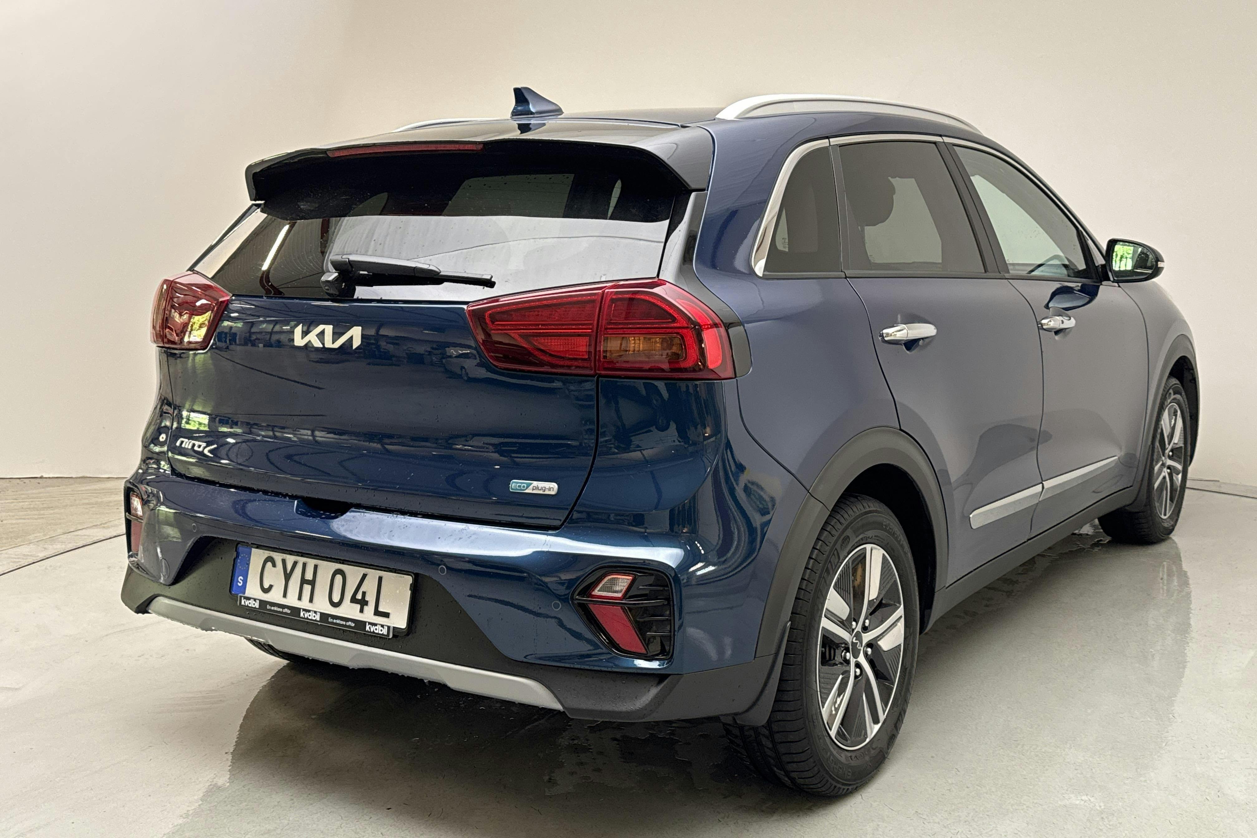 KIA Niro Plug-in Hybrid 1.6 (141hk) - 4 000 mil - Automat - blå - 2022