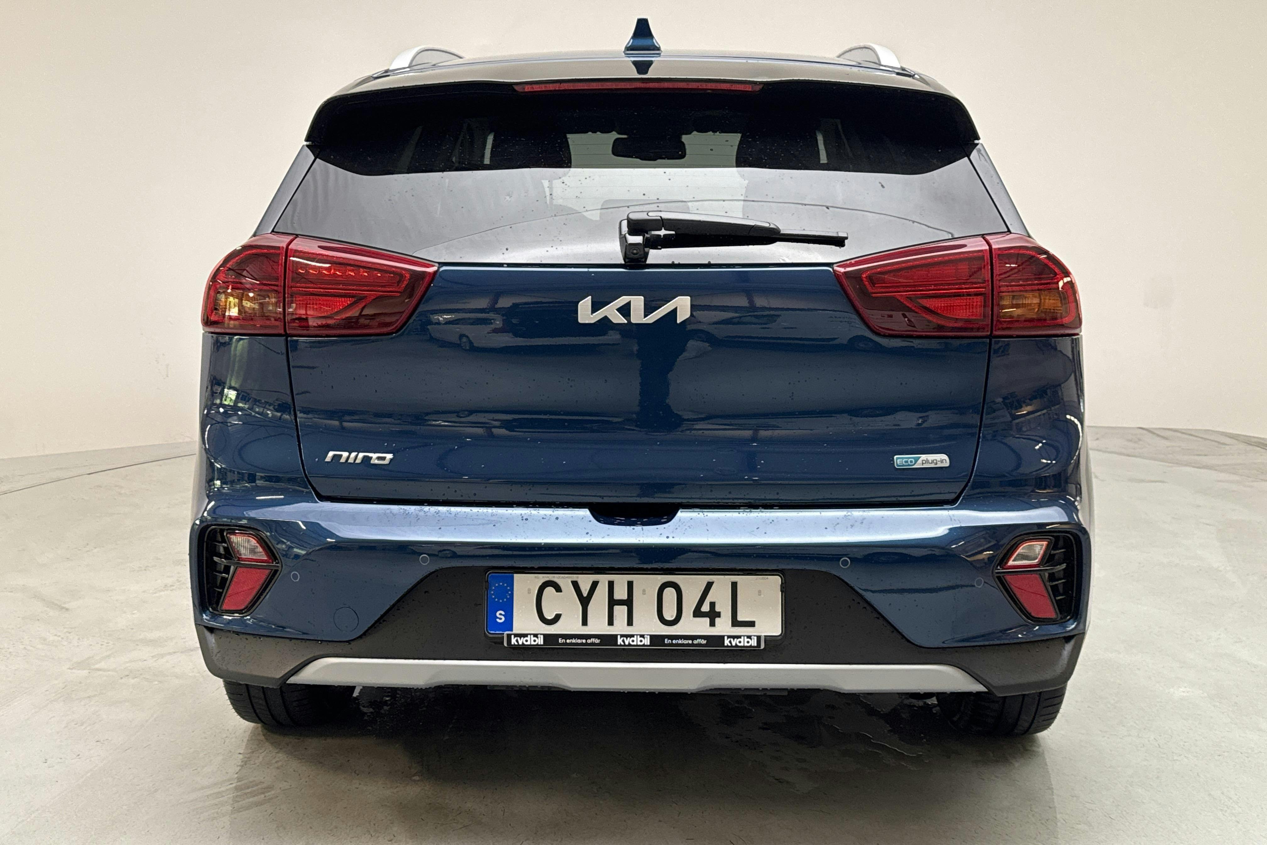 KIA Niro Plug-in Hybrid 1.6 (141hk) - 4 000 mil - Automat - blå - 2022