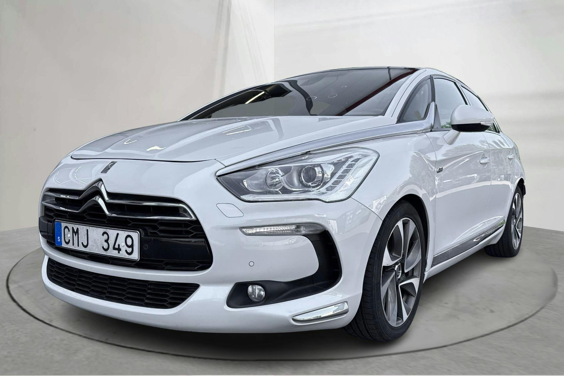 Citroën DS5 HYBRID4 (160hk) - 163 020 km - Automaattinen - valkoinen - 2013