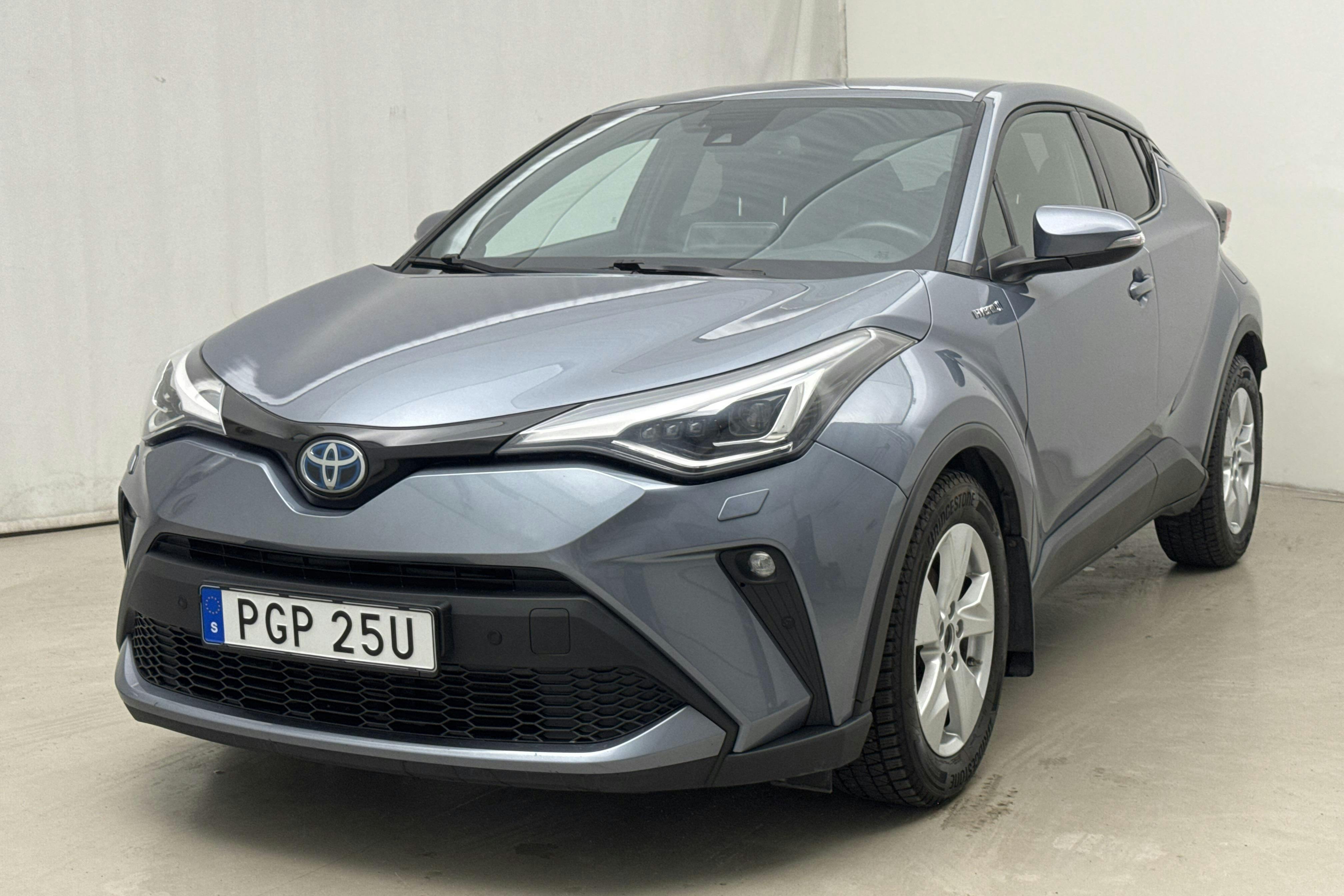 Toyota C-HR 1.8 HSD (122hk) - 8 710 mil - Automat - grå - 2021