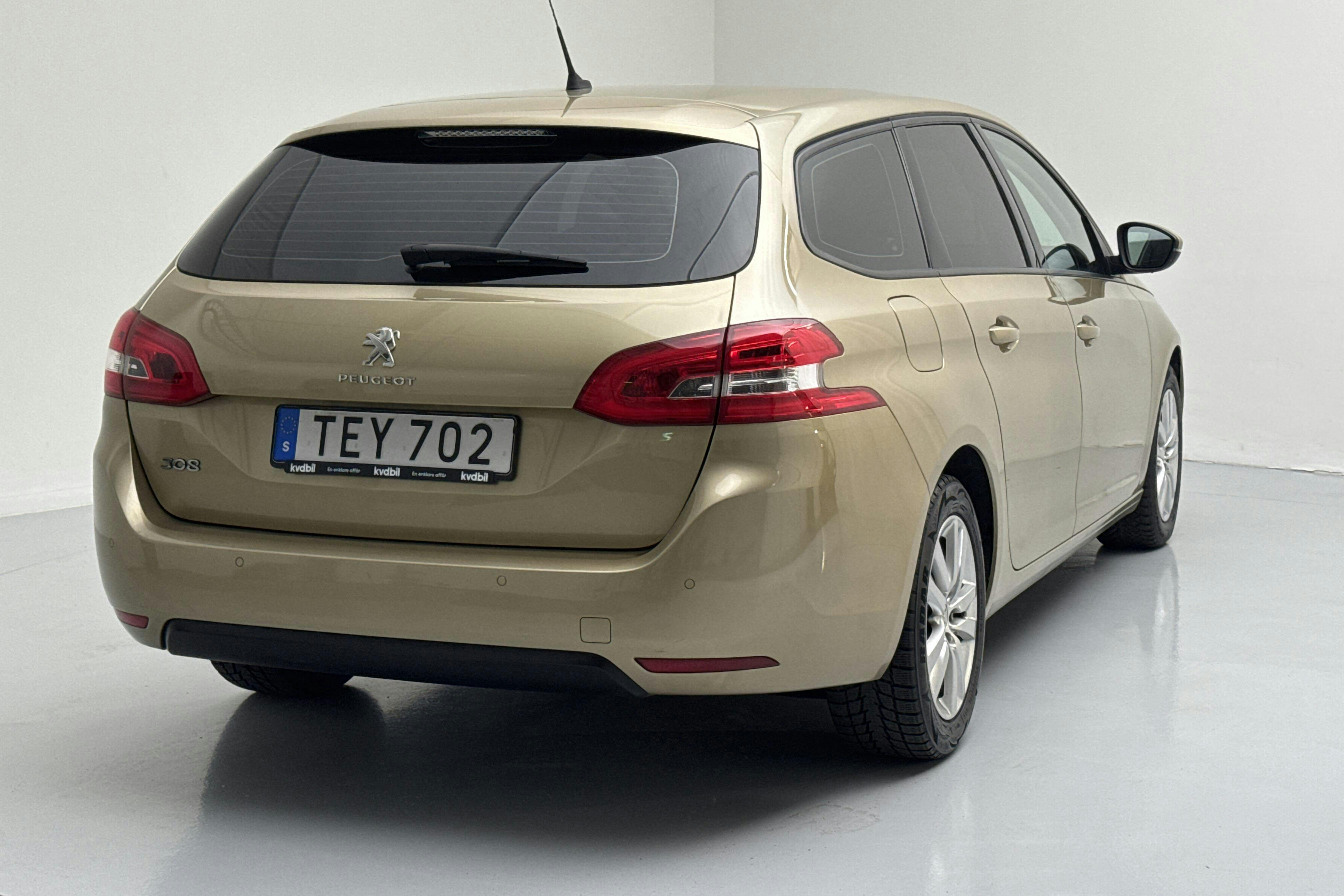Peugeot 308 SW PureTech (130hk) - 14 815 mil - Automat - 2018