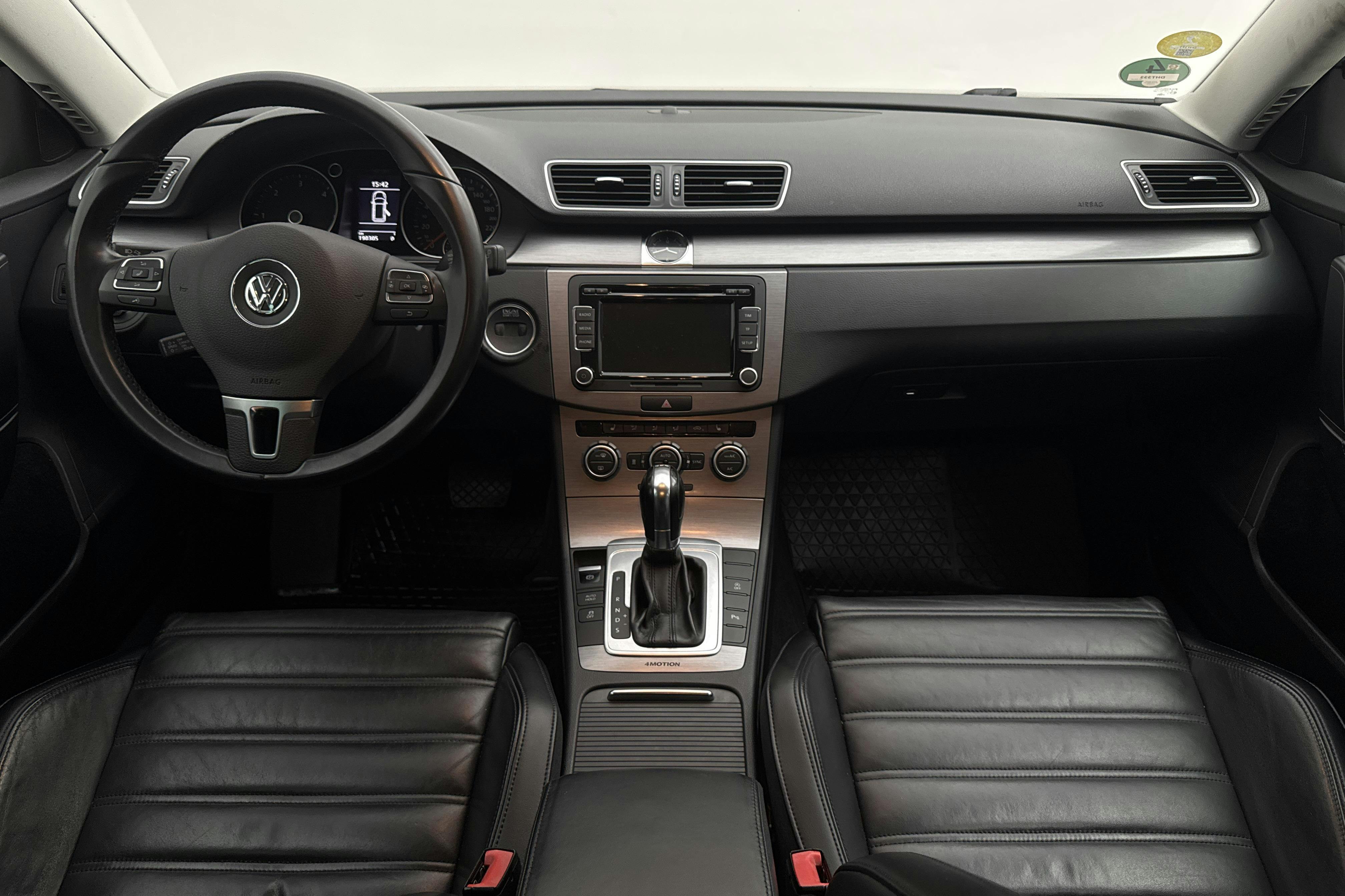 VW Passat 2.0 TDI BlueMotion Technology Variant 4Motion (177hk) - 19 031 mil - Automat - Light Grey - 2013