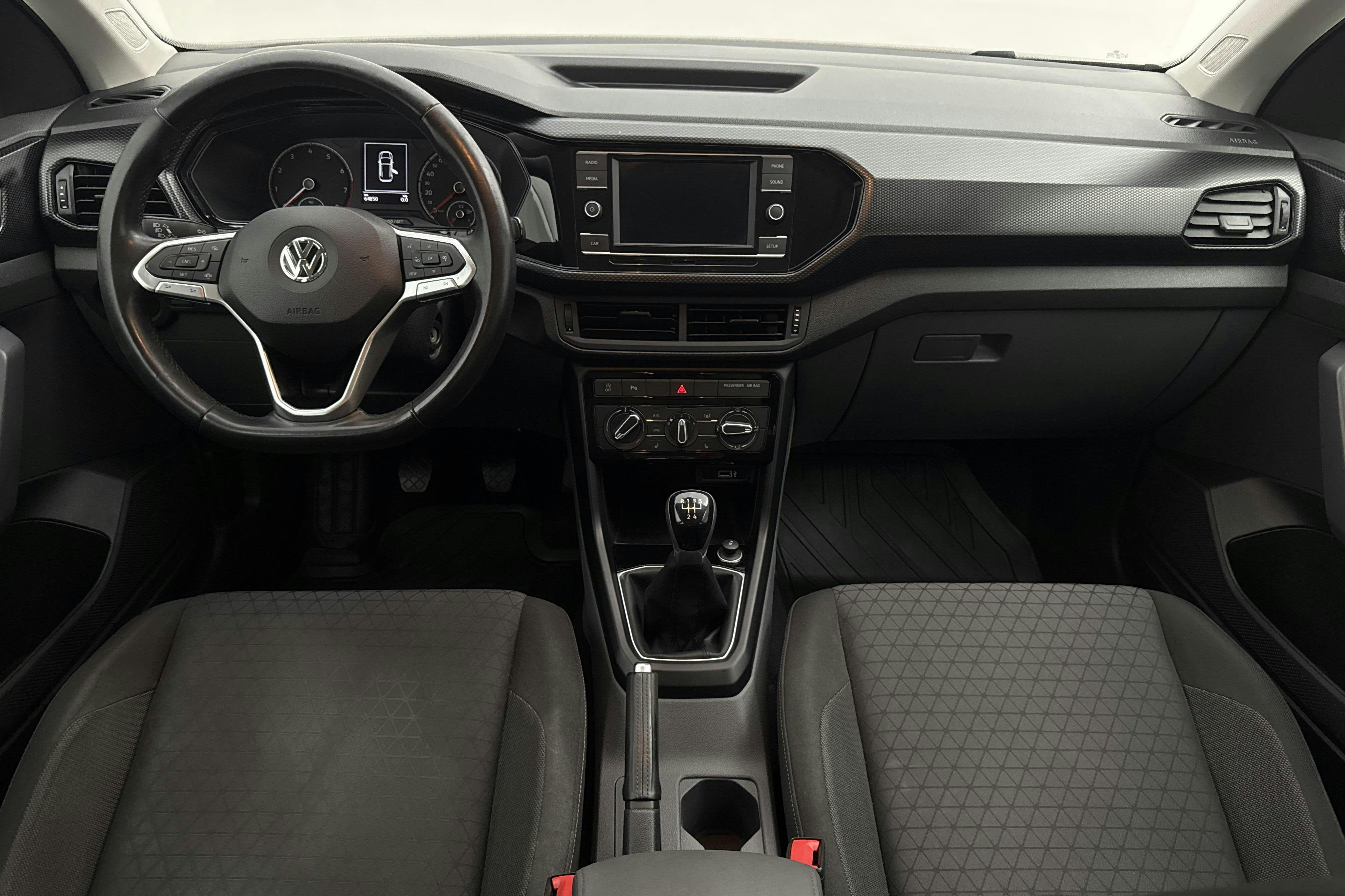 VW T-Cross 1.0 TSI (95hk) - 6 485 mil - Manuell - grå - 2019