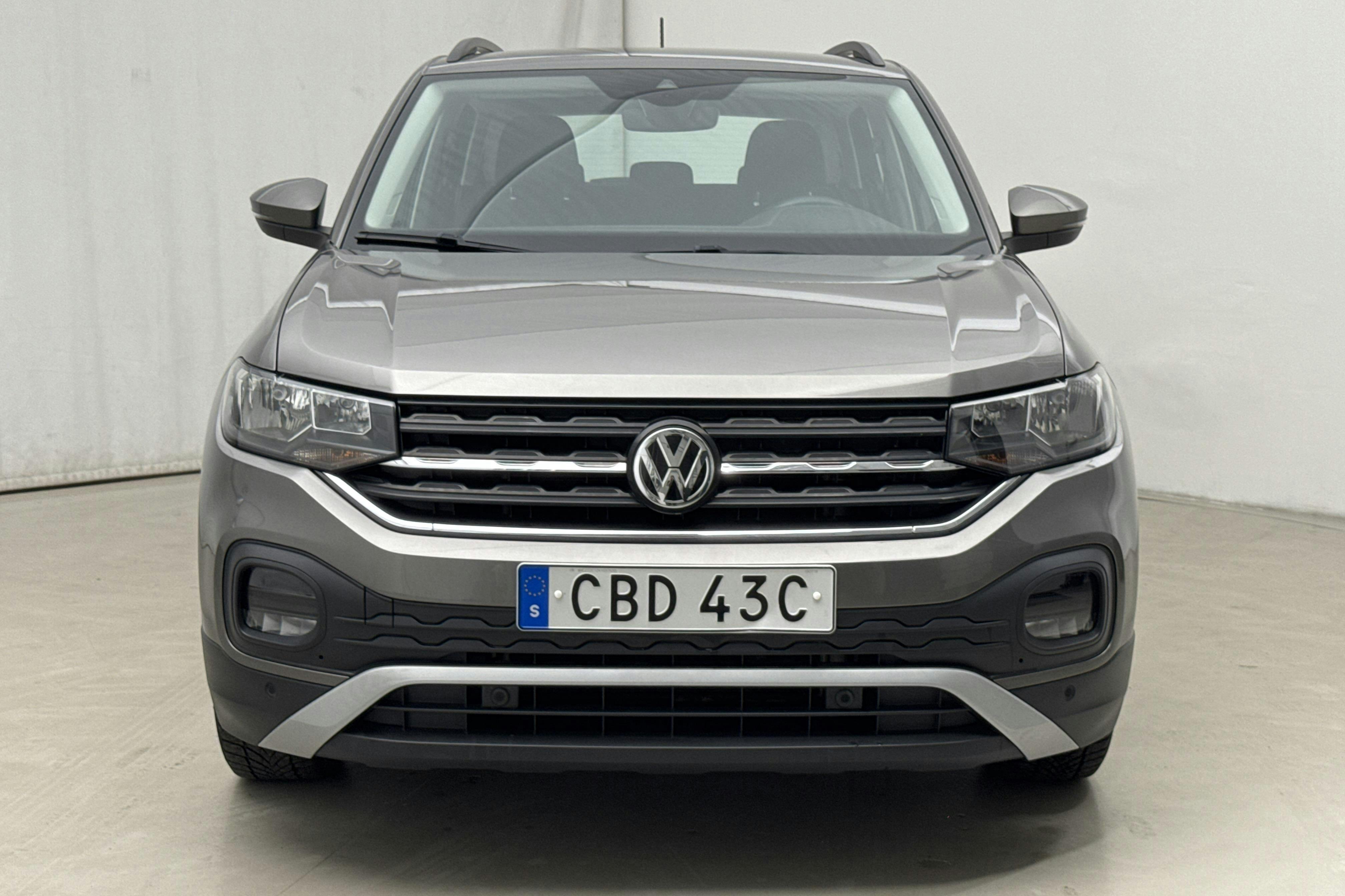 VW T-Cross 1.0 TSI (95hk) - 6 485 mil - Manuell - grå - 2019
