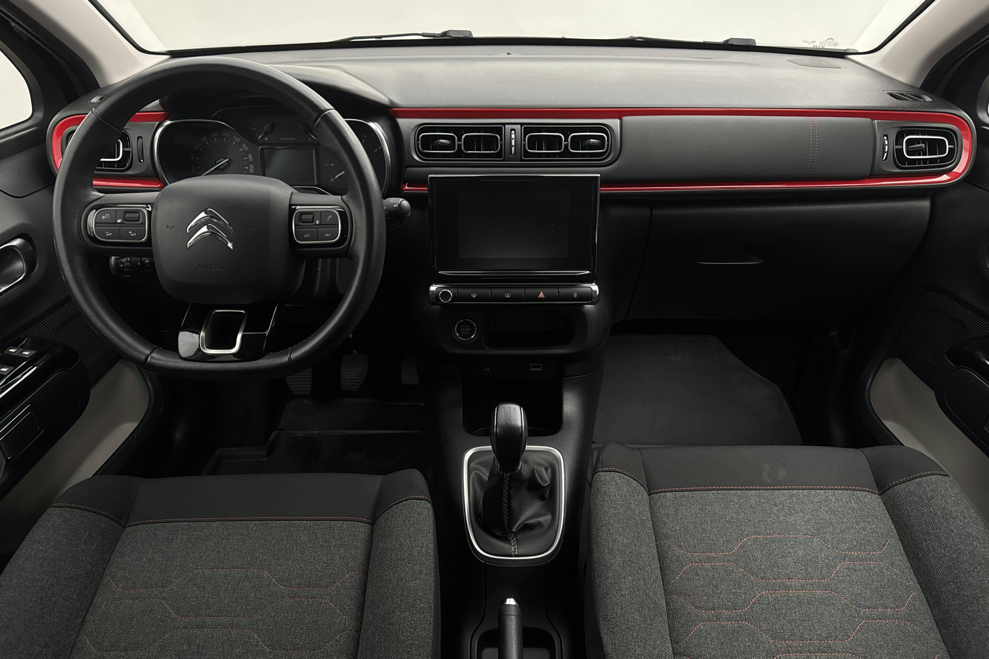 Citroën C3 PureTech (82hk) - 6 544 mil - Manuell - svart - 2018