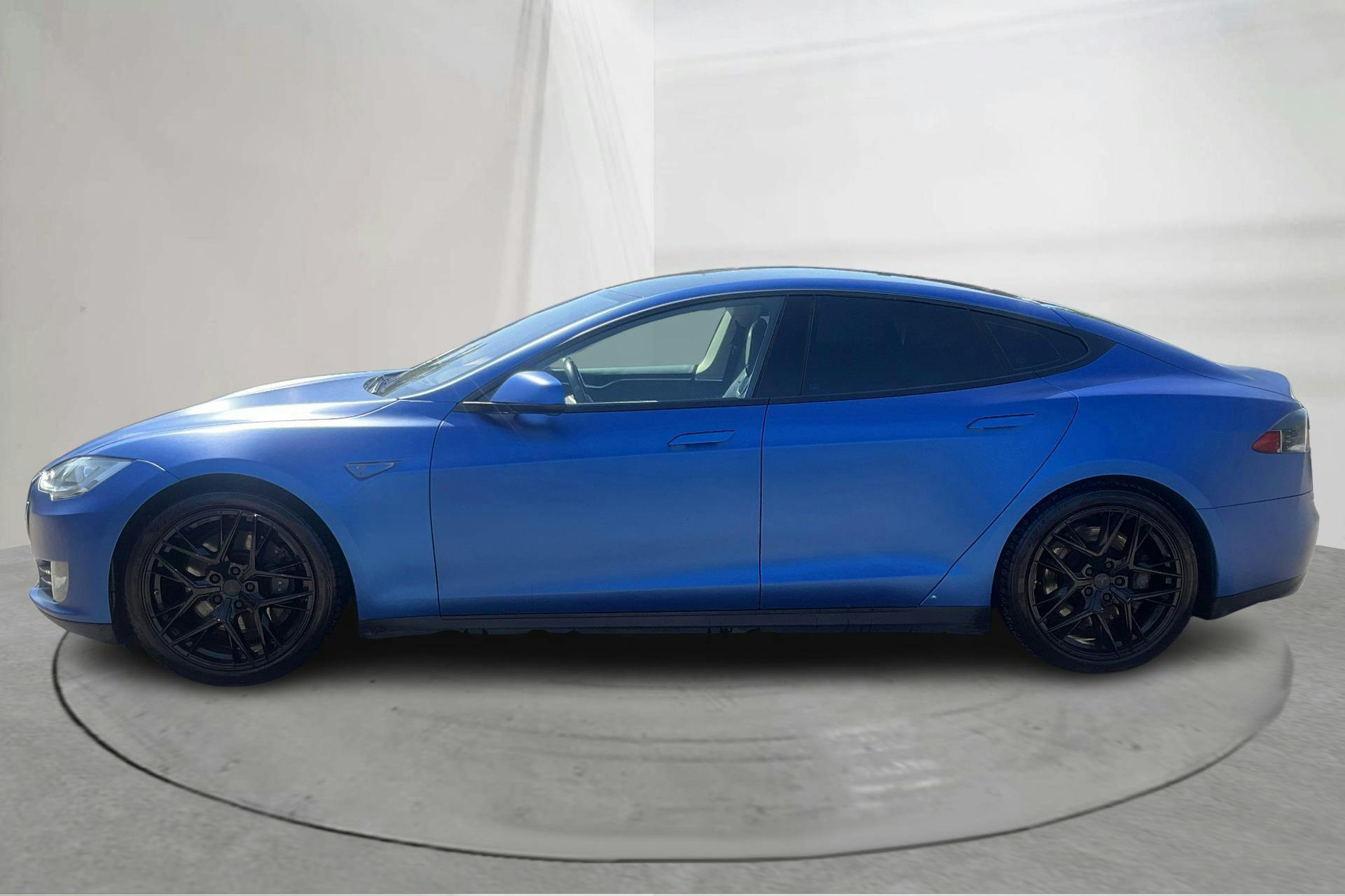 Presentationsfoto 2 av 19: Tesla Model S 85 - 22 910 mil - Automat - svart - 2013