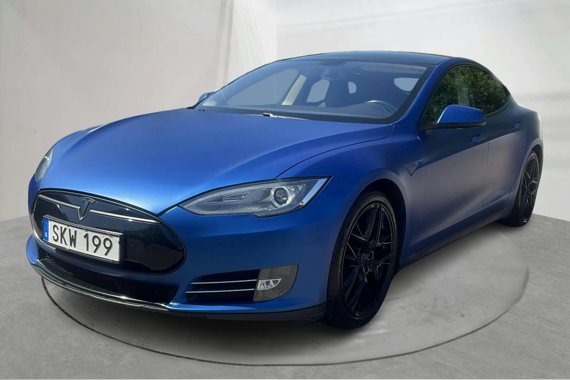 Tesla Model S 85 - 229 100 km - Automatyczna - czarny - 2013