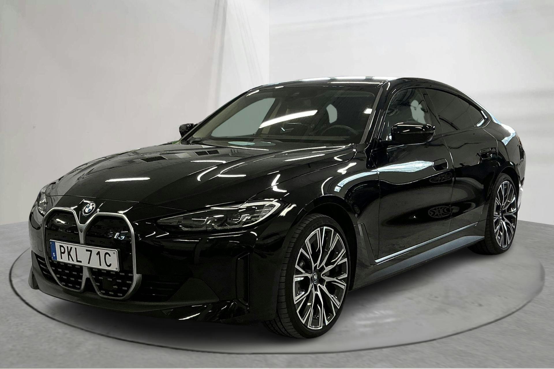 BMW i4 eDrive40, G26 (340hk) - 2 496 mil - Automat - svart - 2024