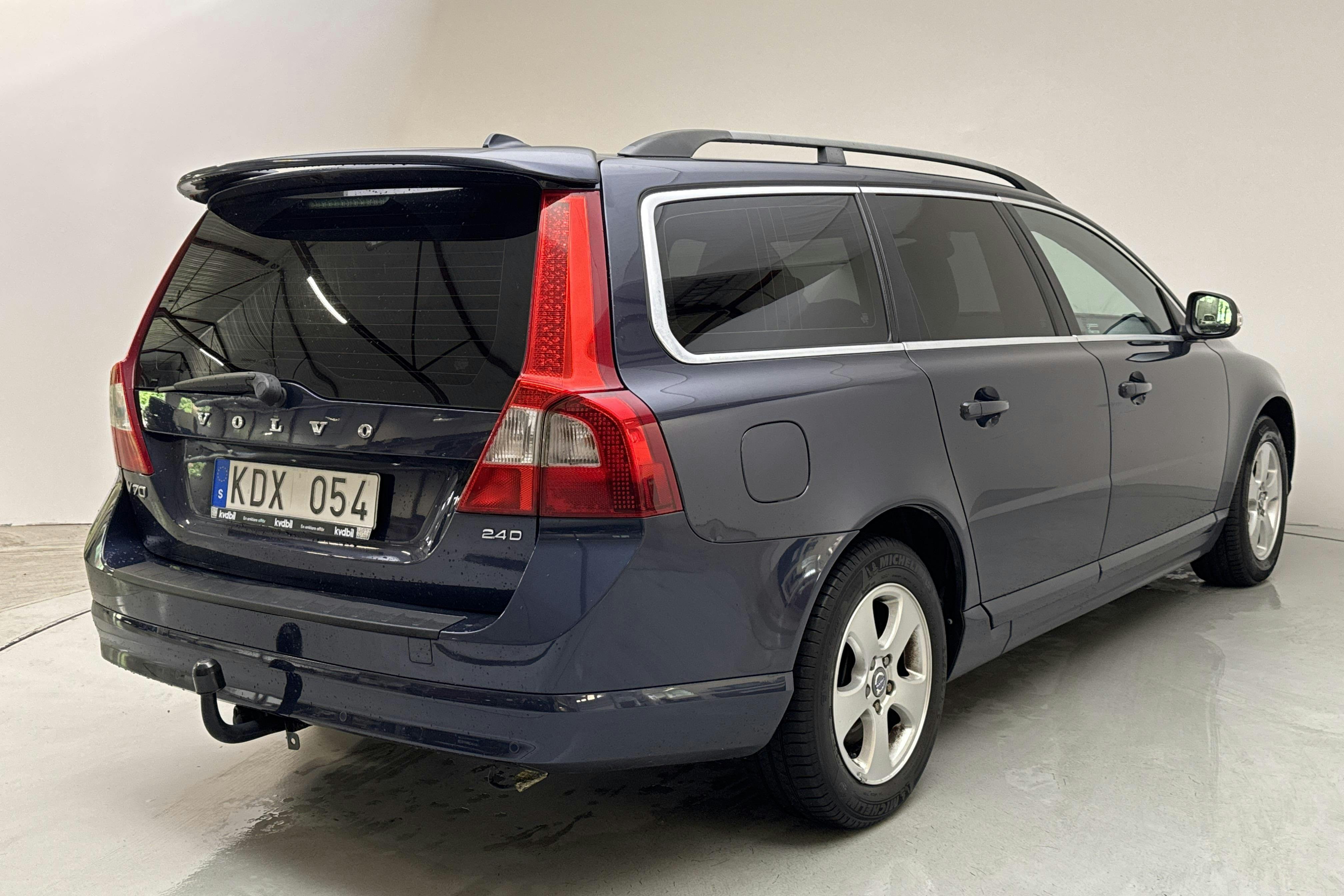 Volvo V70 II 2.4D (175hk) - 23 900 mil - Manuell - blå - 2010