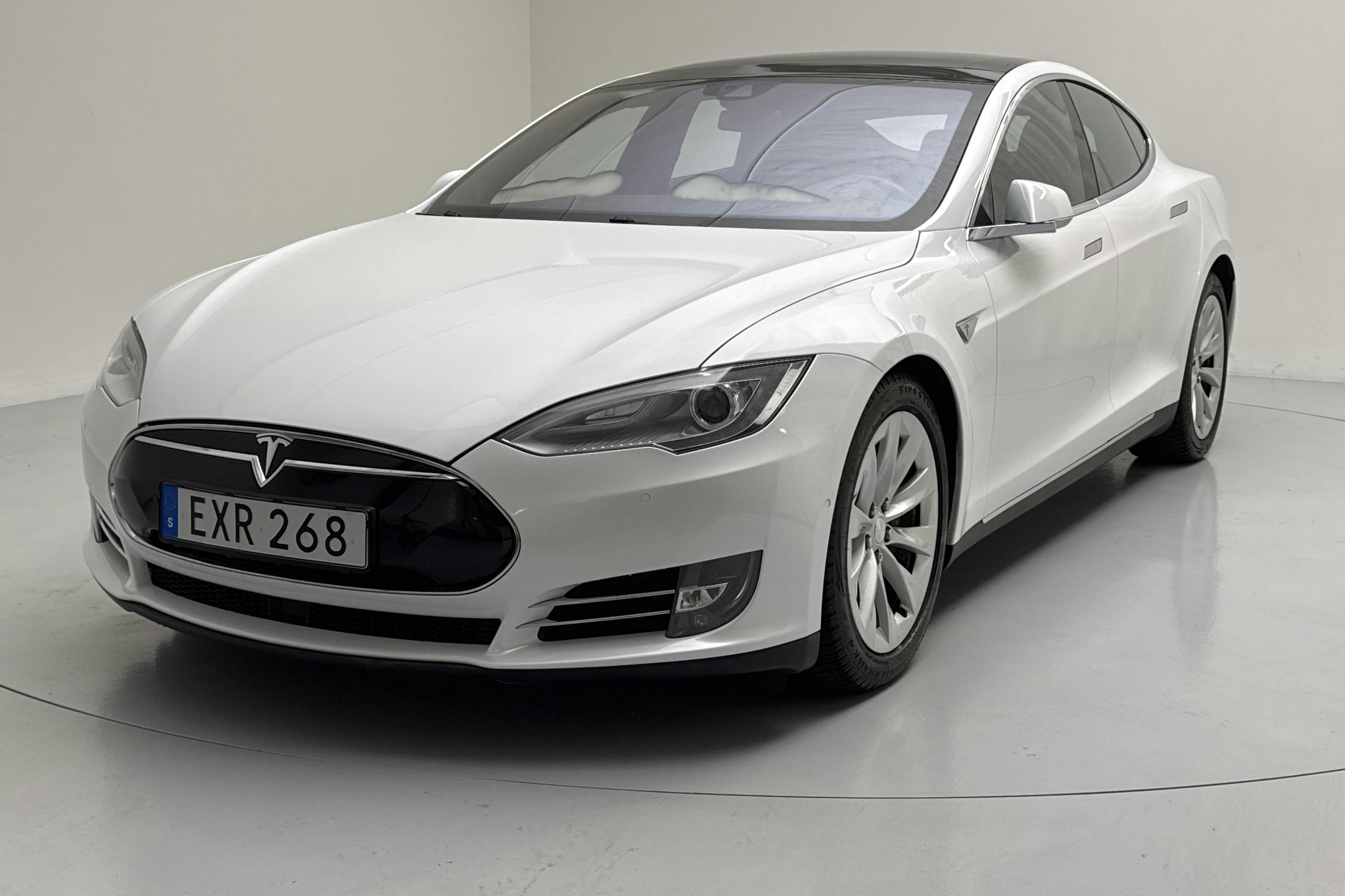Tesla Model S 85D - 10 160 mil - Automat - vit - 2016