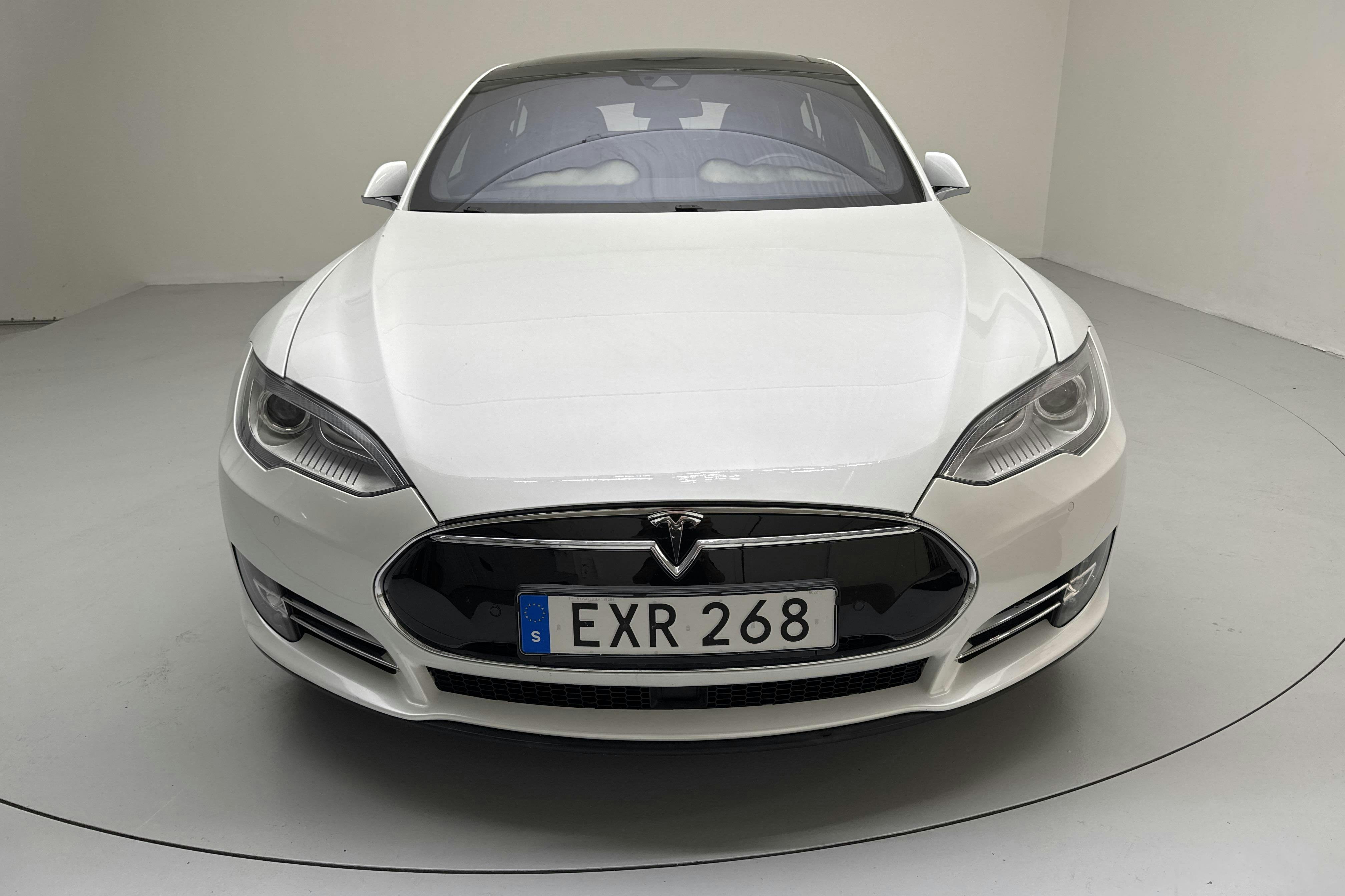Tesla Model S 85D - 10 160 mil - Automat - vit - 2016