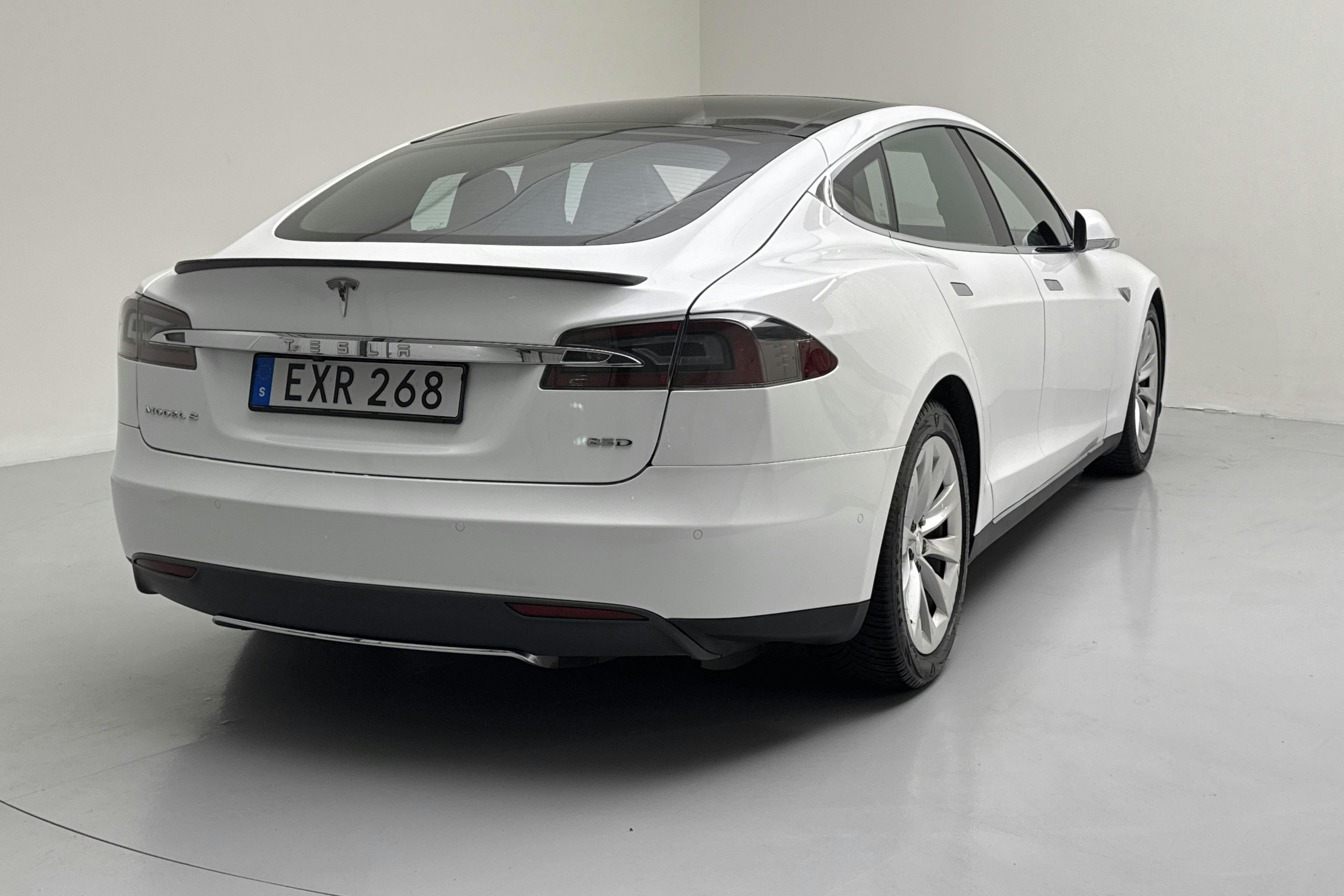 Tesla Model S 85D - 10 160 mil - Automat - vit - 2016
