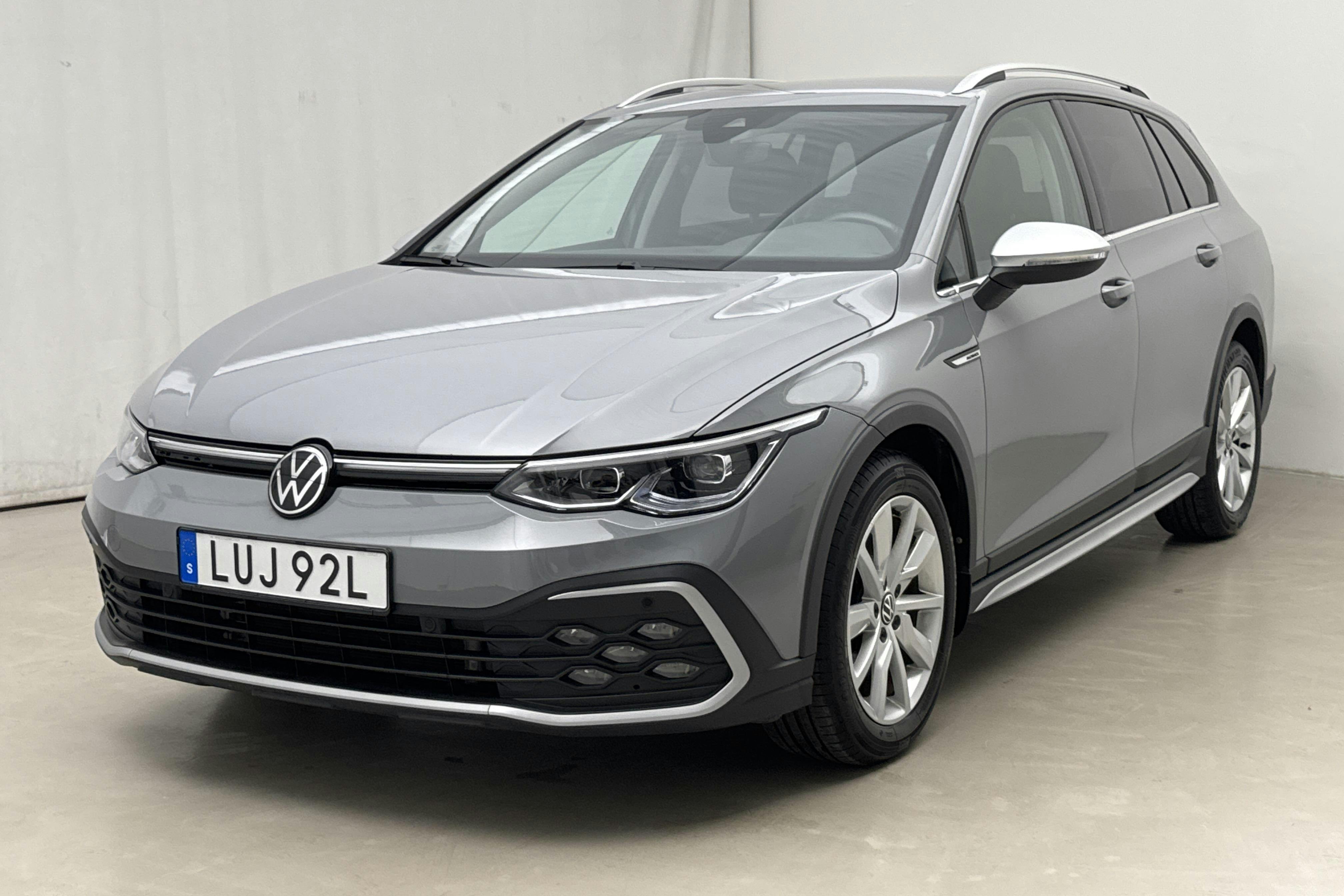 VW Golf Alltrack 2.0 TDI SCR 4Motion (200hk) - 3 465 mil - Automat - grå - 2022
