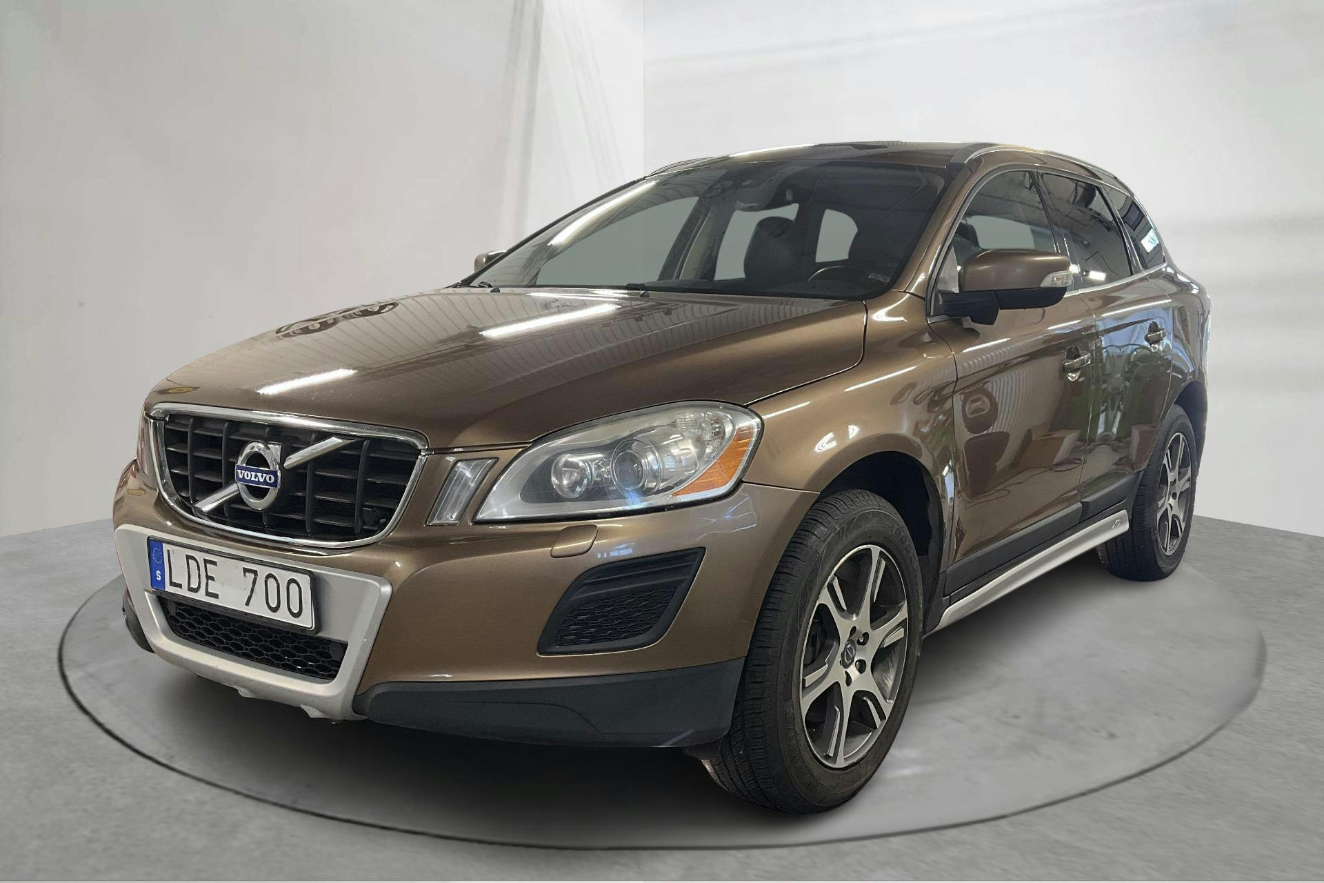 Volvo XC60 D5 AWD (205hk) - 28 321 mil - Automat - brun - 2011