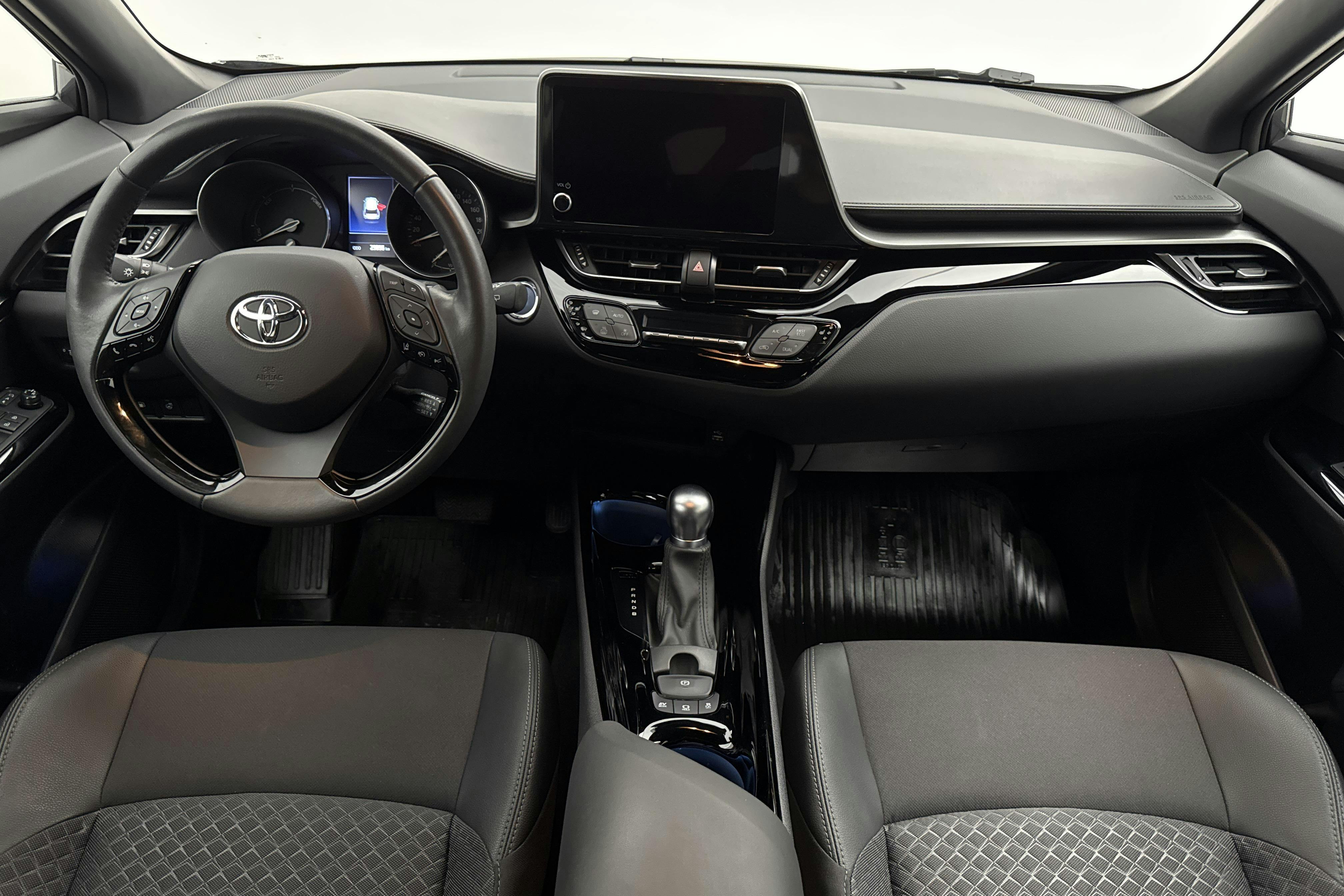 Toyota C-HR 1.8 HSD (122hk) - 2 990 mil - Automat - Dark Grey - 2023