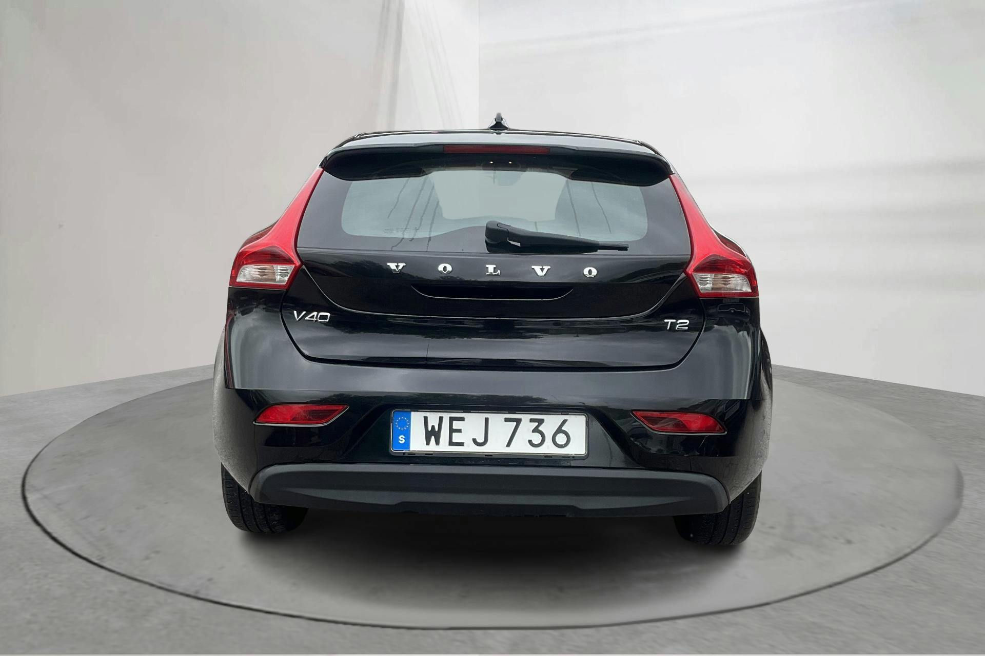 Volvo V40 T2 (122hk) - 12 304 mil - Manuell - svart - 2016