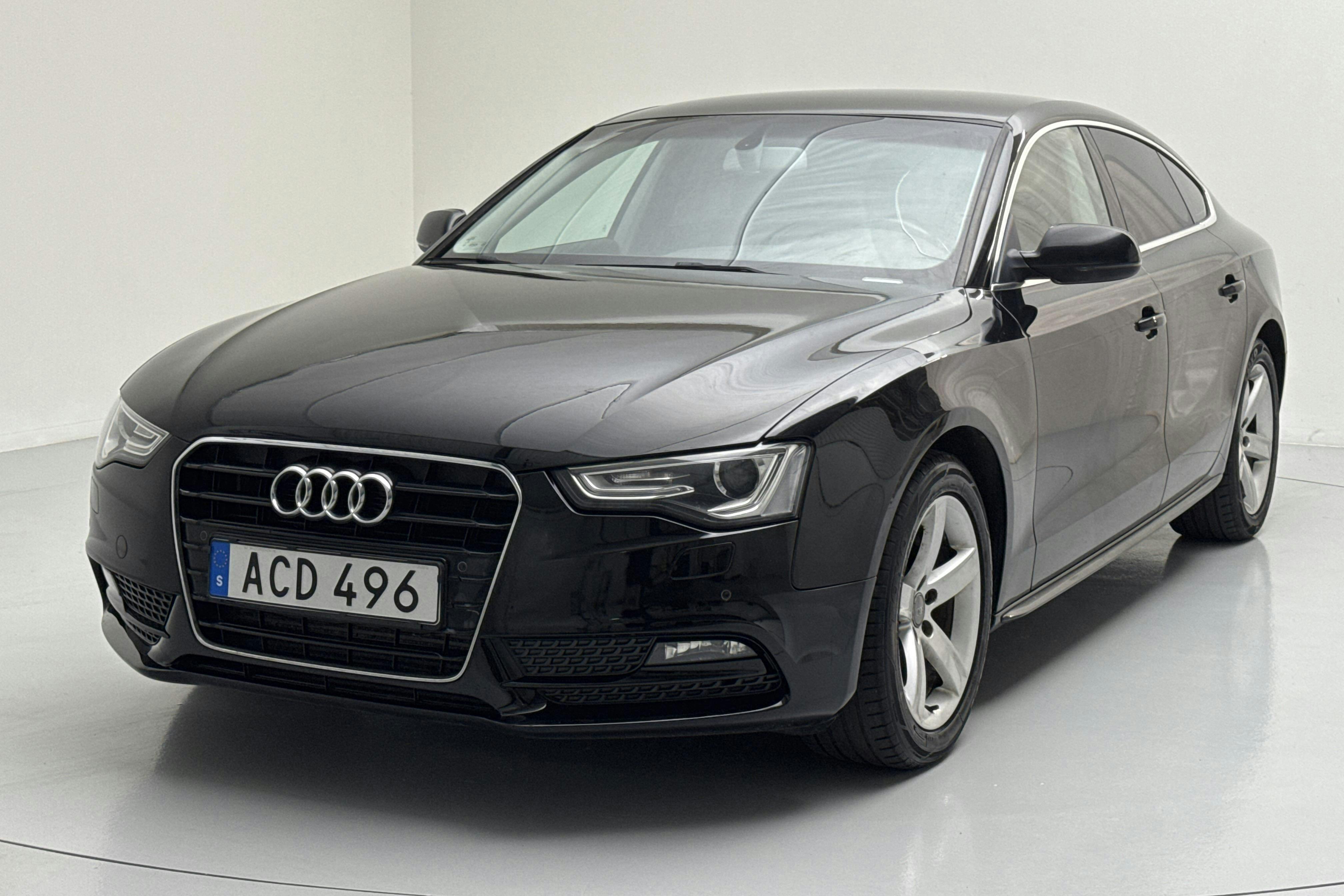Audi A5 2.0 TDI Sportback (150hk) - 16 288 mil - Automat - svart - 2014