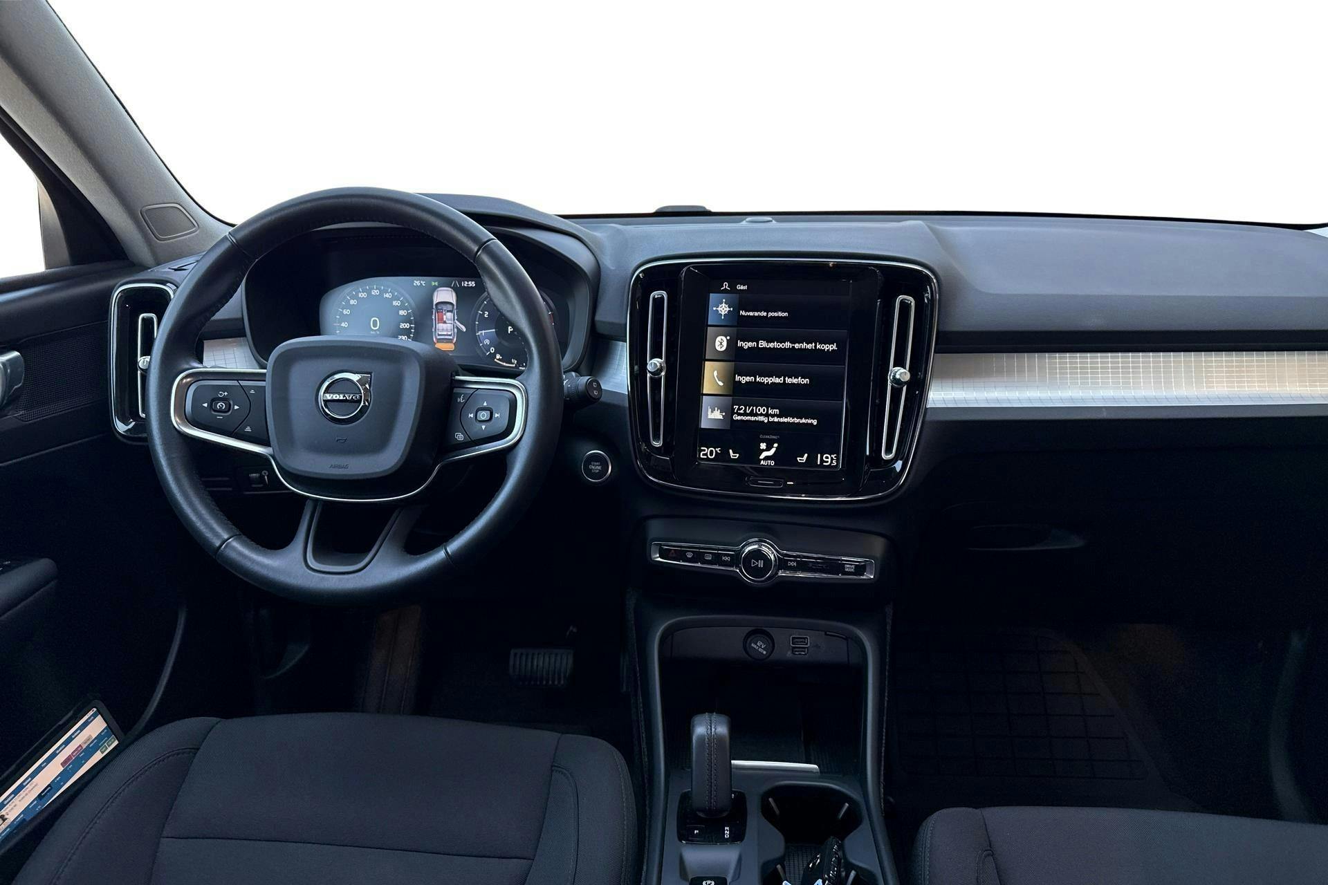 Volvo XC40 T3 2WD (163hk) - 5 290 mil - Automat - vit - 2021
