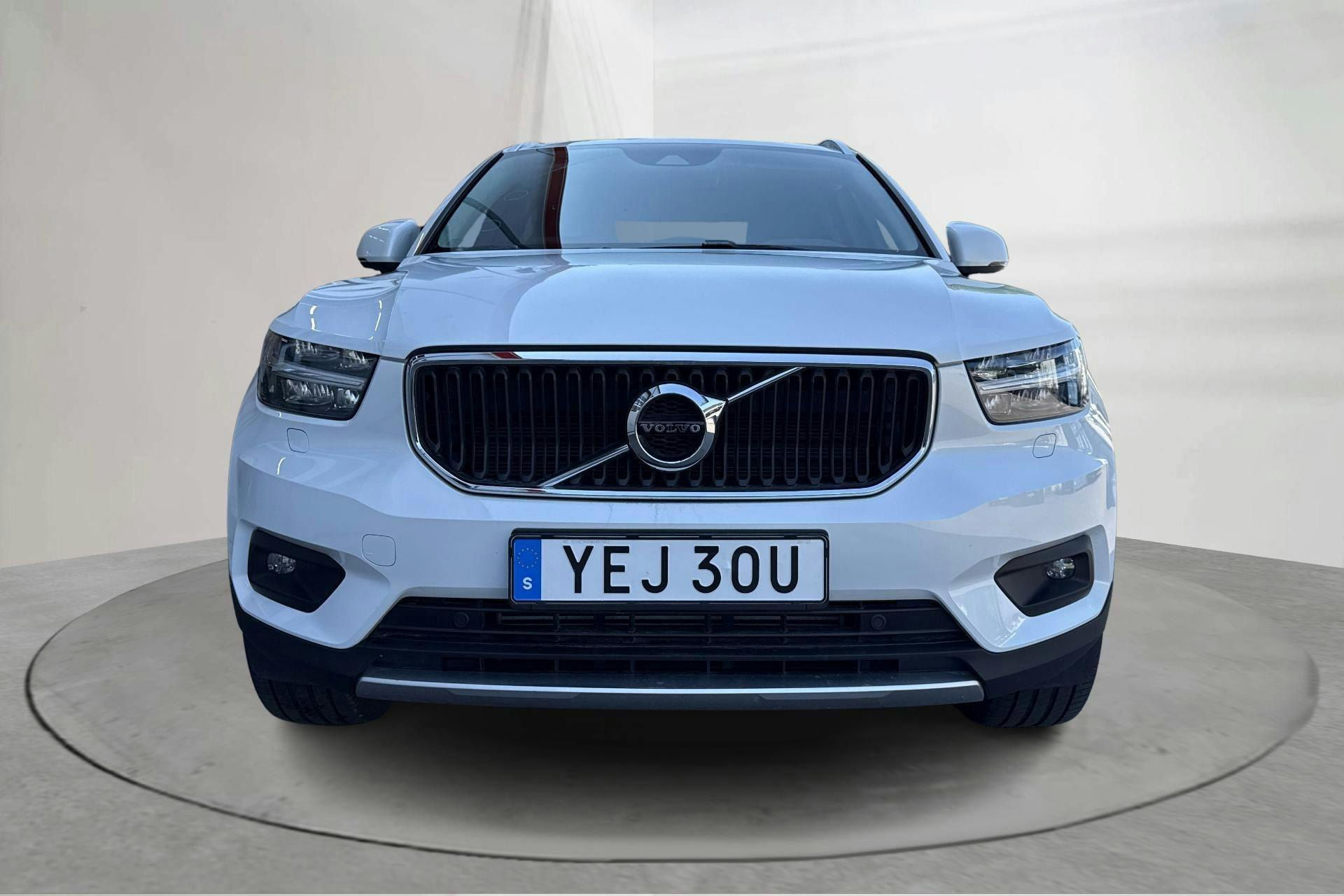 Volvo XC40 T3 2WD (163hk) - 5 290 mil - Automat - vit - 2021