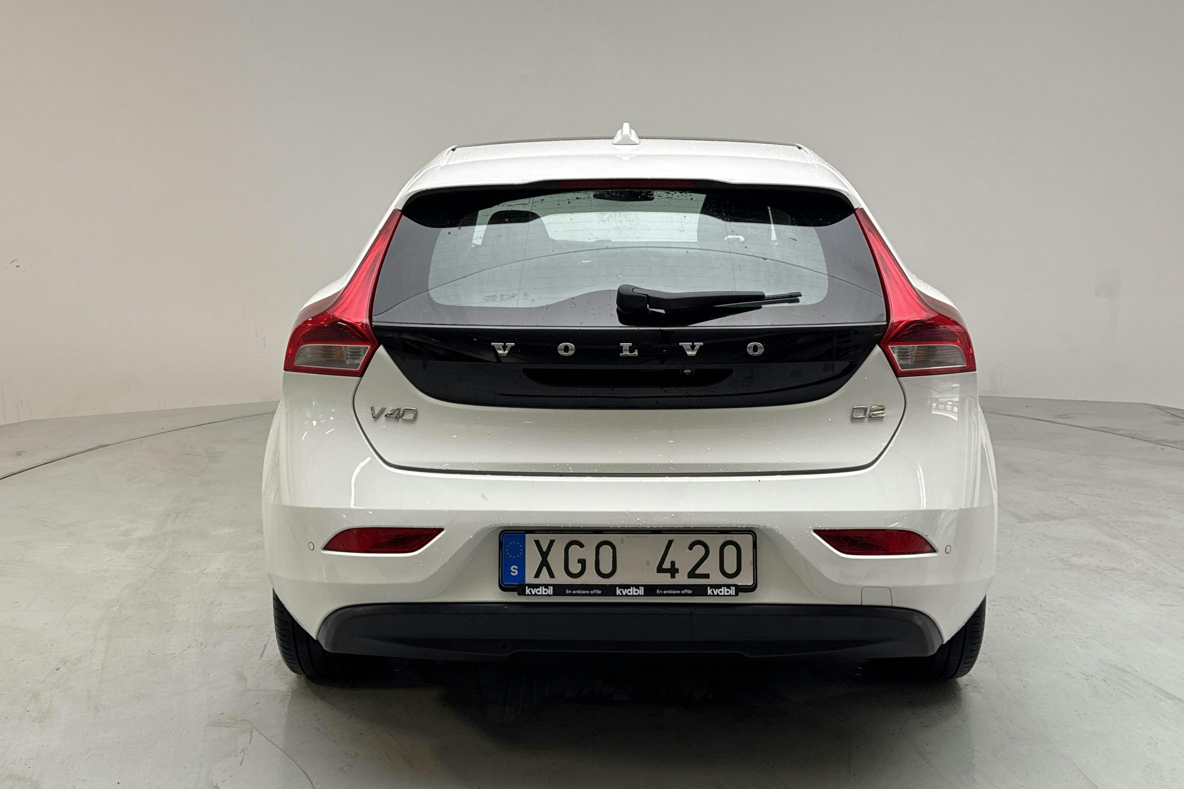 Volvo V40 D2 (115hk) - 17 201 mil - Manuell - vit - 2013