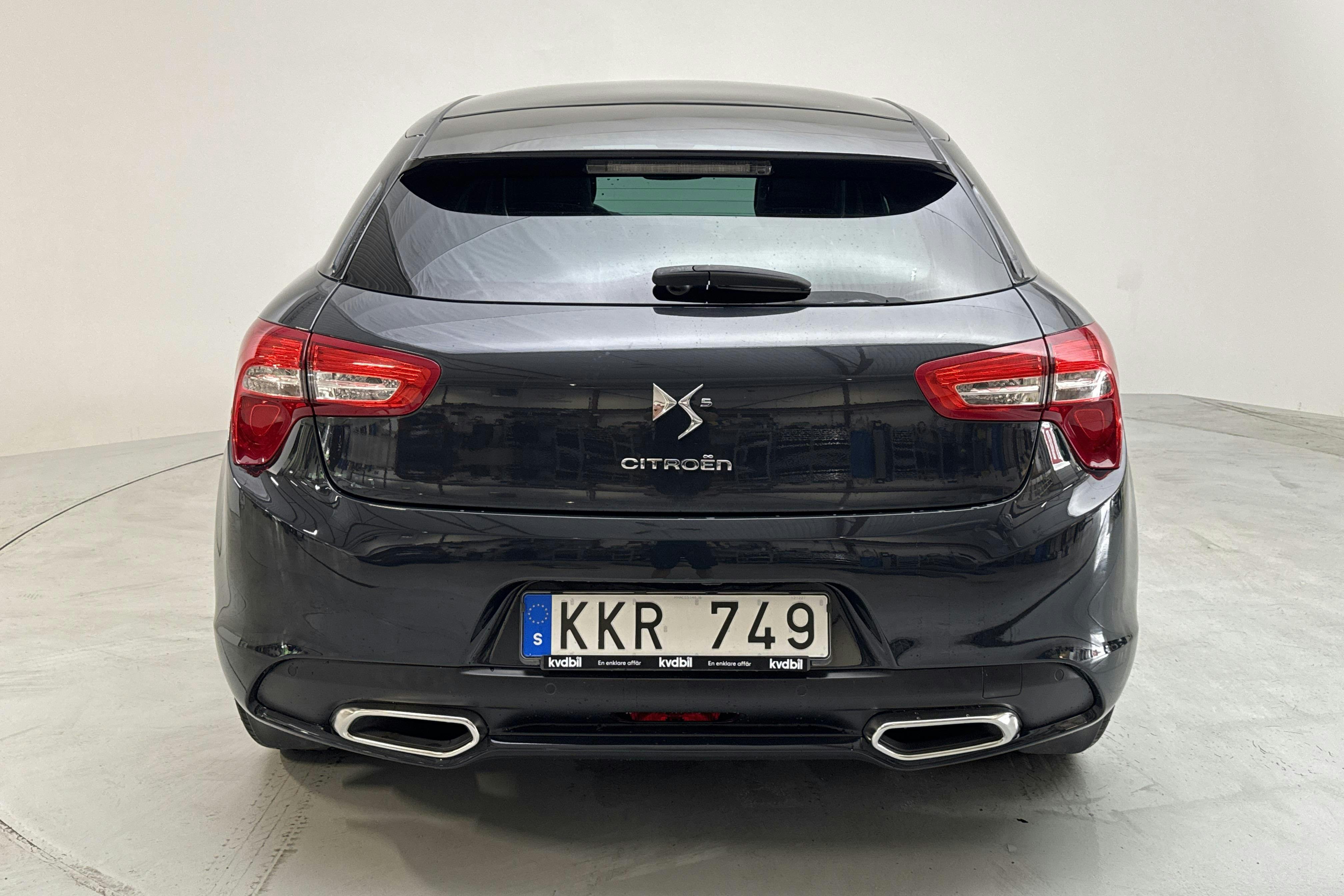Citroën DS5 2.0 HDi (163hk) - 16 983 mil - Automat - grå - 2012