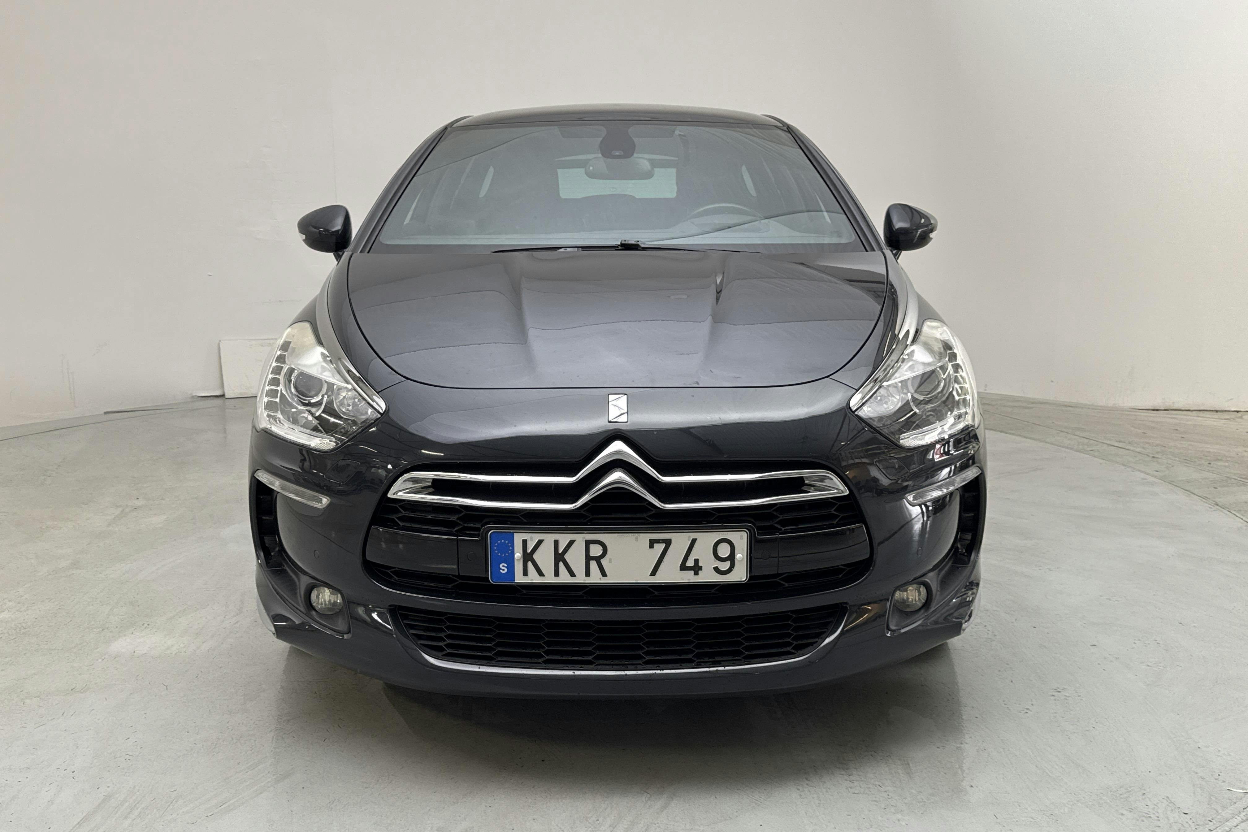 Citroën DS5 2.0 HDi (163hk) - 16 983 mil - Automat - grå - 2012