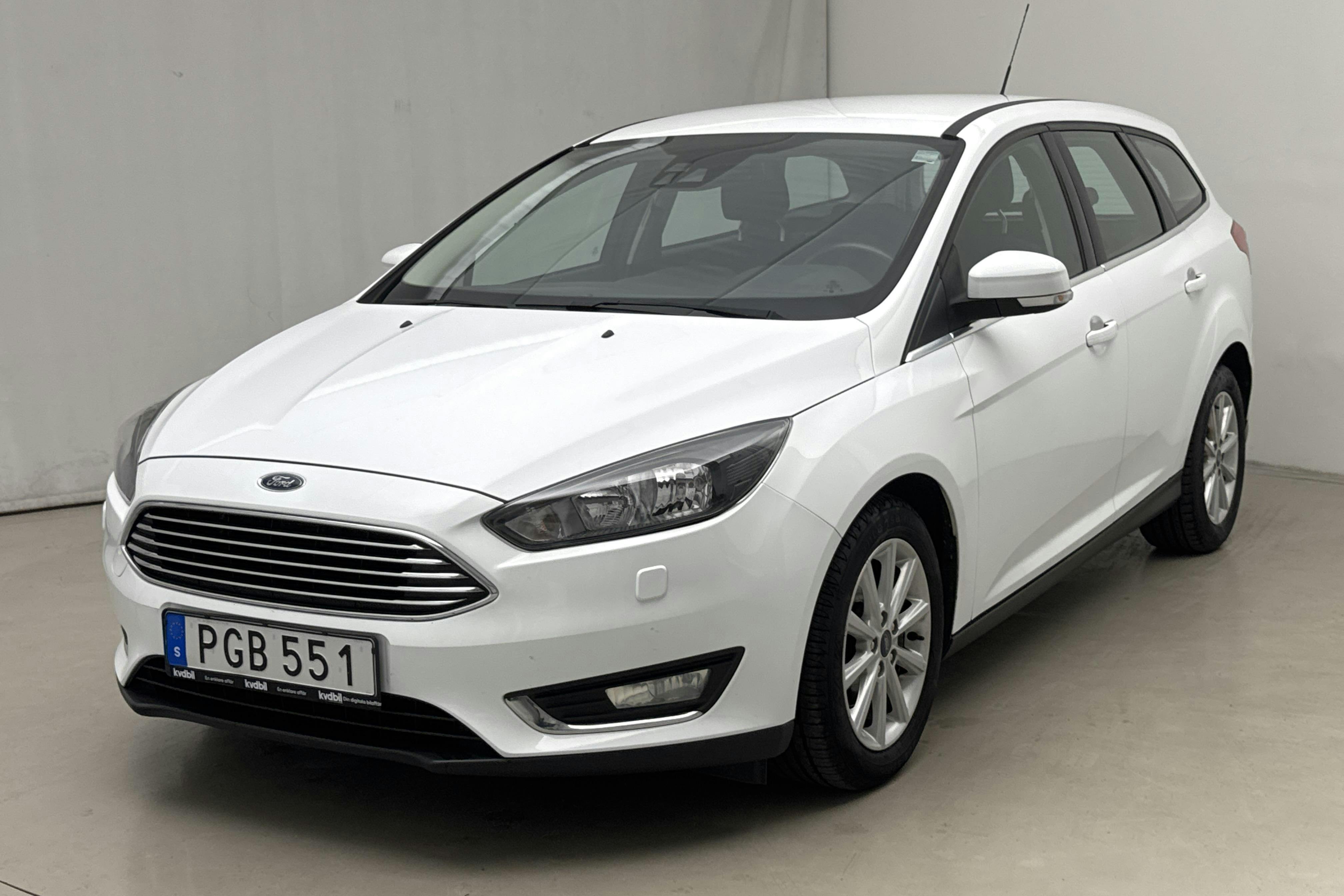 Ford Focus 1.0 EcoBoost Kombi (125hk) - 9 267 mil - Automat - vit - 2017
