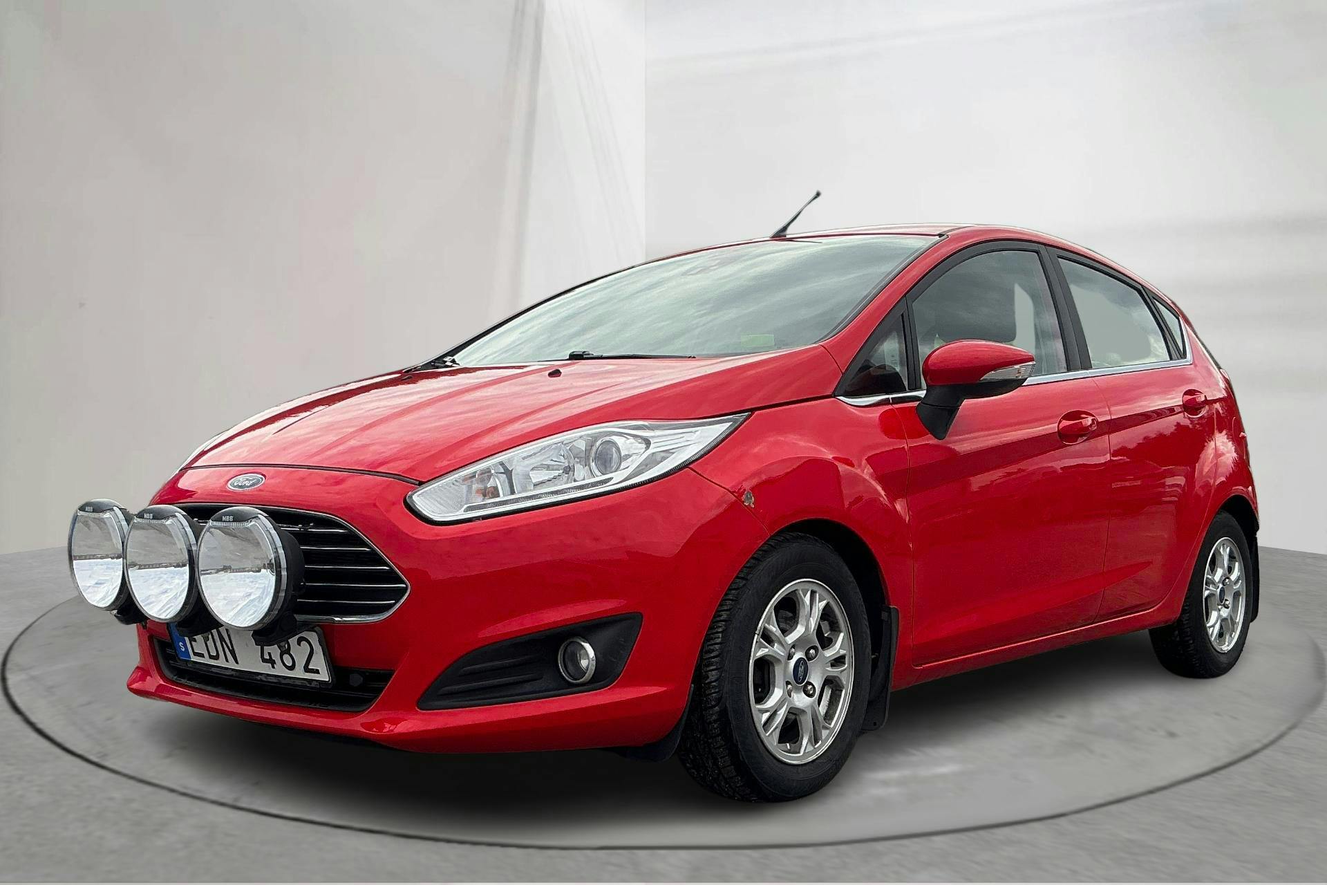 Ford Fiesta 1.6 TDCi Econetic 5dr (95hk) - 108 330 km - Manual - red - 2014