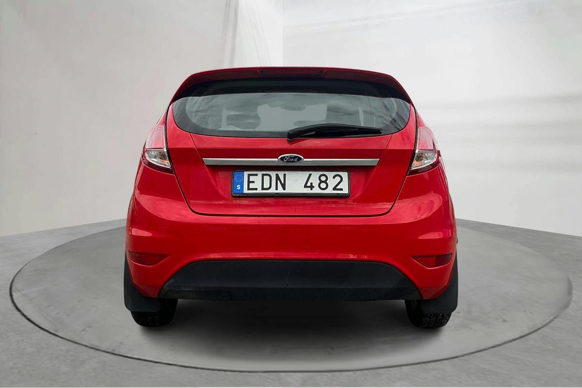 Ford Fiesta 1.6 TDCi Econetic 5dr (95hk) - 10 833 mil - Manuell - röd - 2014