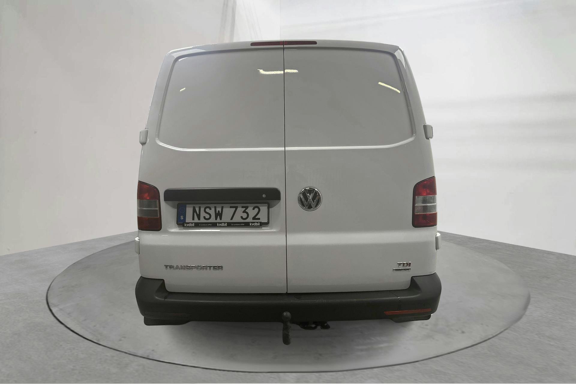 VW Transporter T5 2.0 TDI 4MOTION (180hk) - 19 146 mil - Automat - vit - 2015