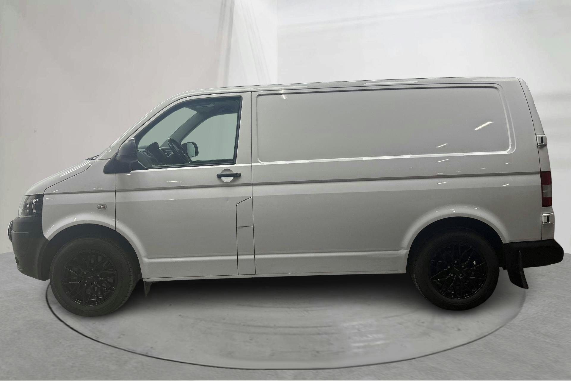 Presentationsfoto 2 av 14: VW Transporter T5 2.0 TDI 4MOTION (180hk) - 19 146 mil - Automat - vit - 2015