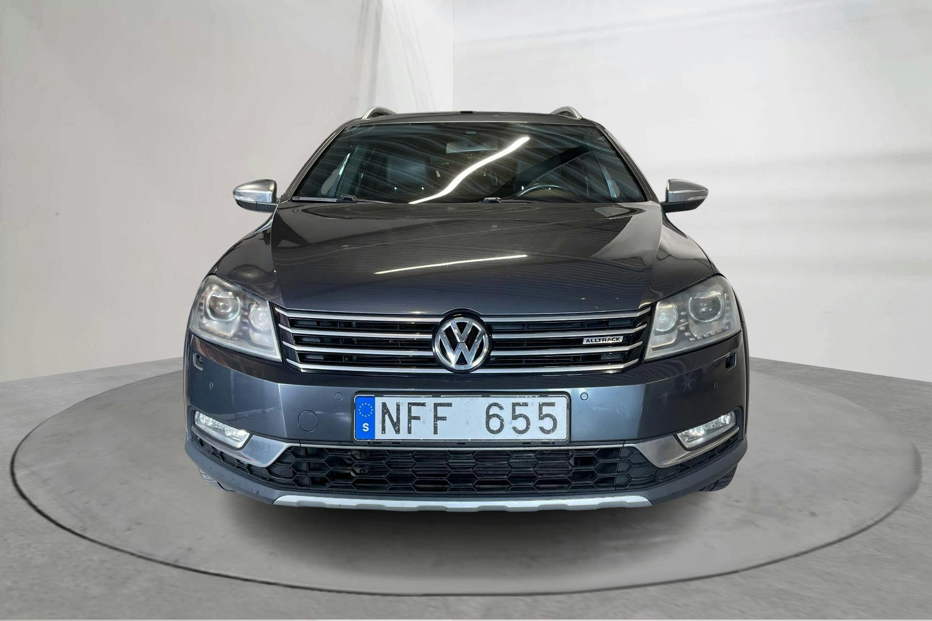 VW Passat Alltrack 2.0 TDI BlueMotion Technology 4Motion (170hk) - 20 631 mil - Automat - Light Grey - 2013