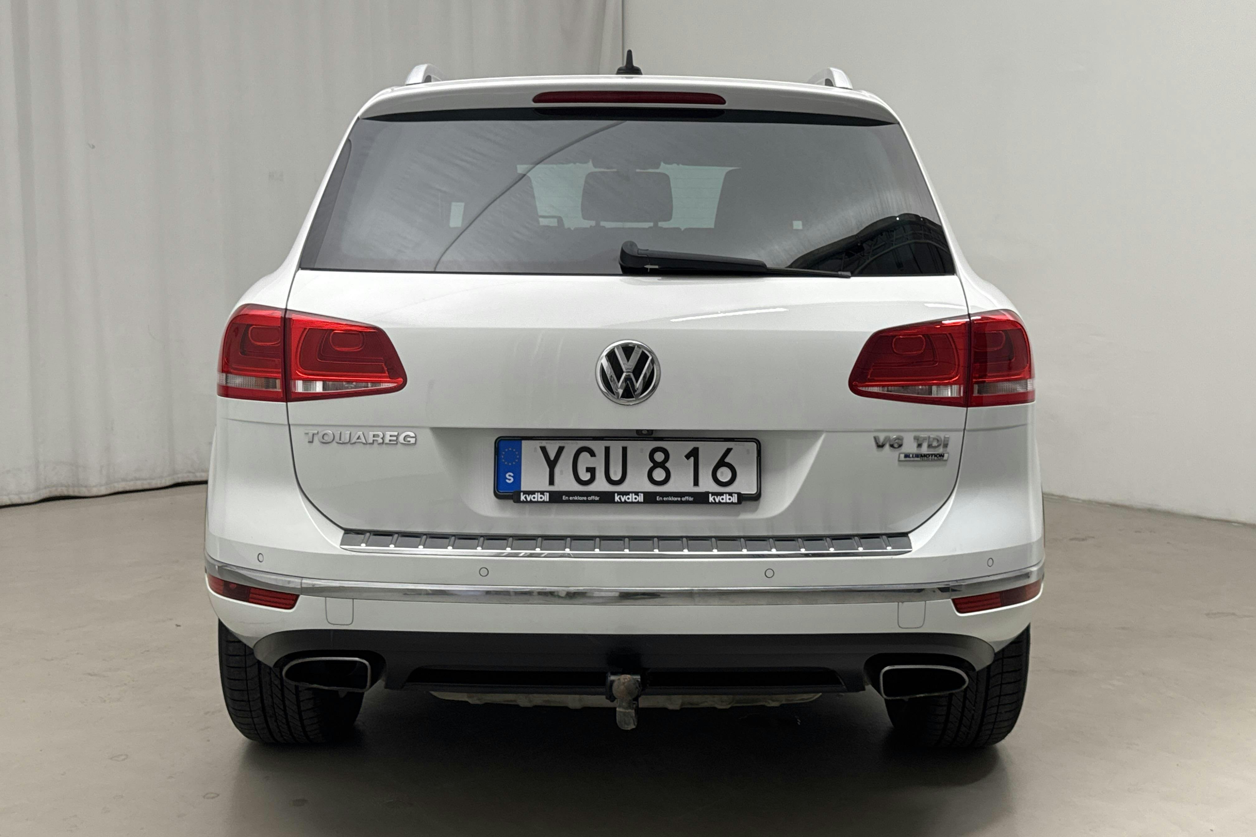 VW Touareg 3.0 TDI BlueMotion Technology (204hk) - 9 290 mil - Automat - vit - 2017