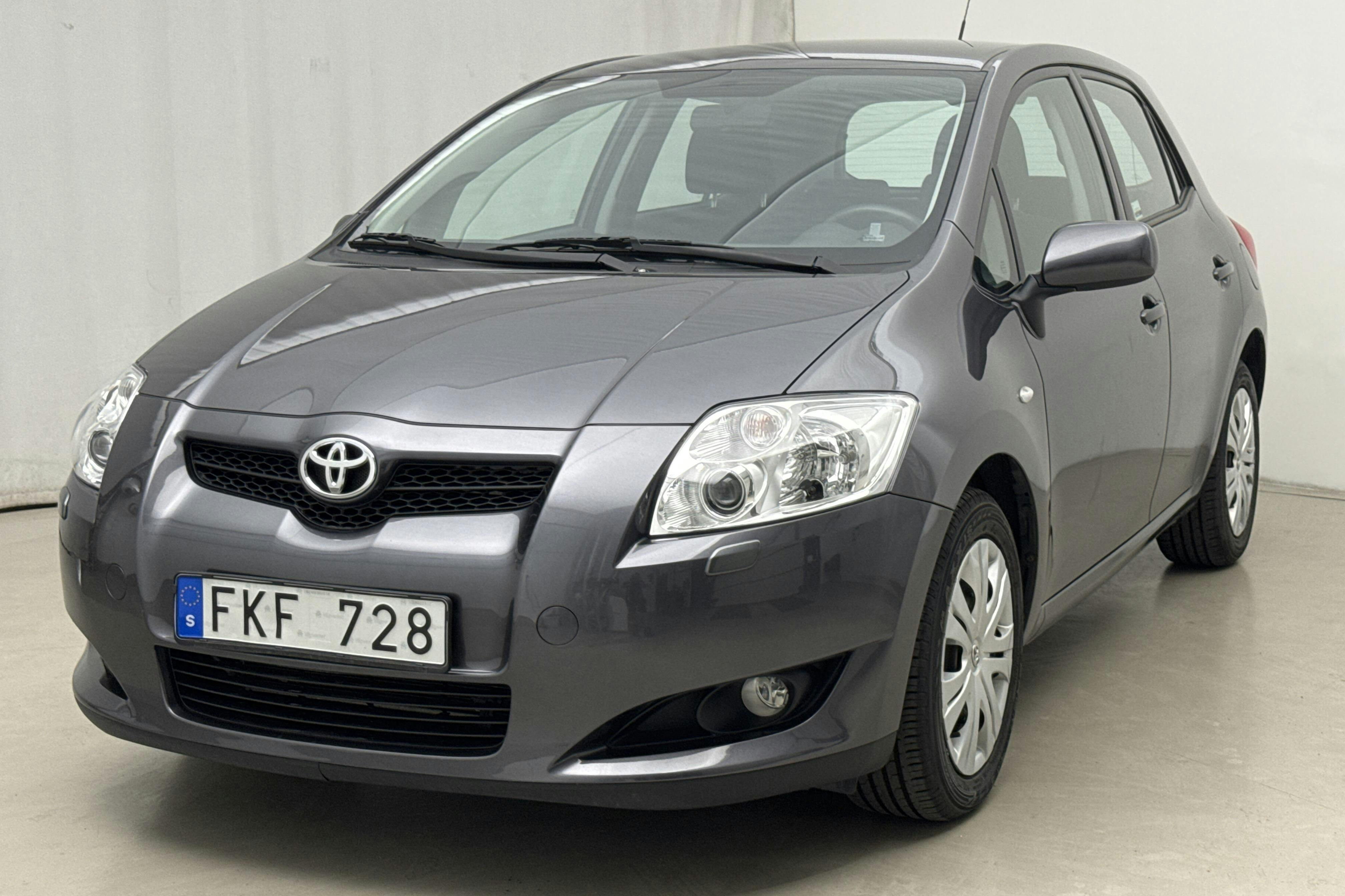 Toyota Auris 1.6 VVT-i 5dr (124hk) - 6 073 mil - Manuell - grå - 2008