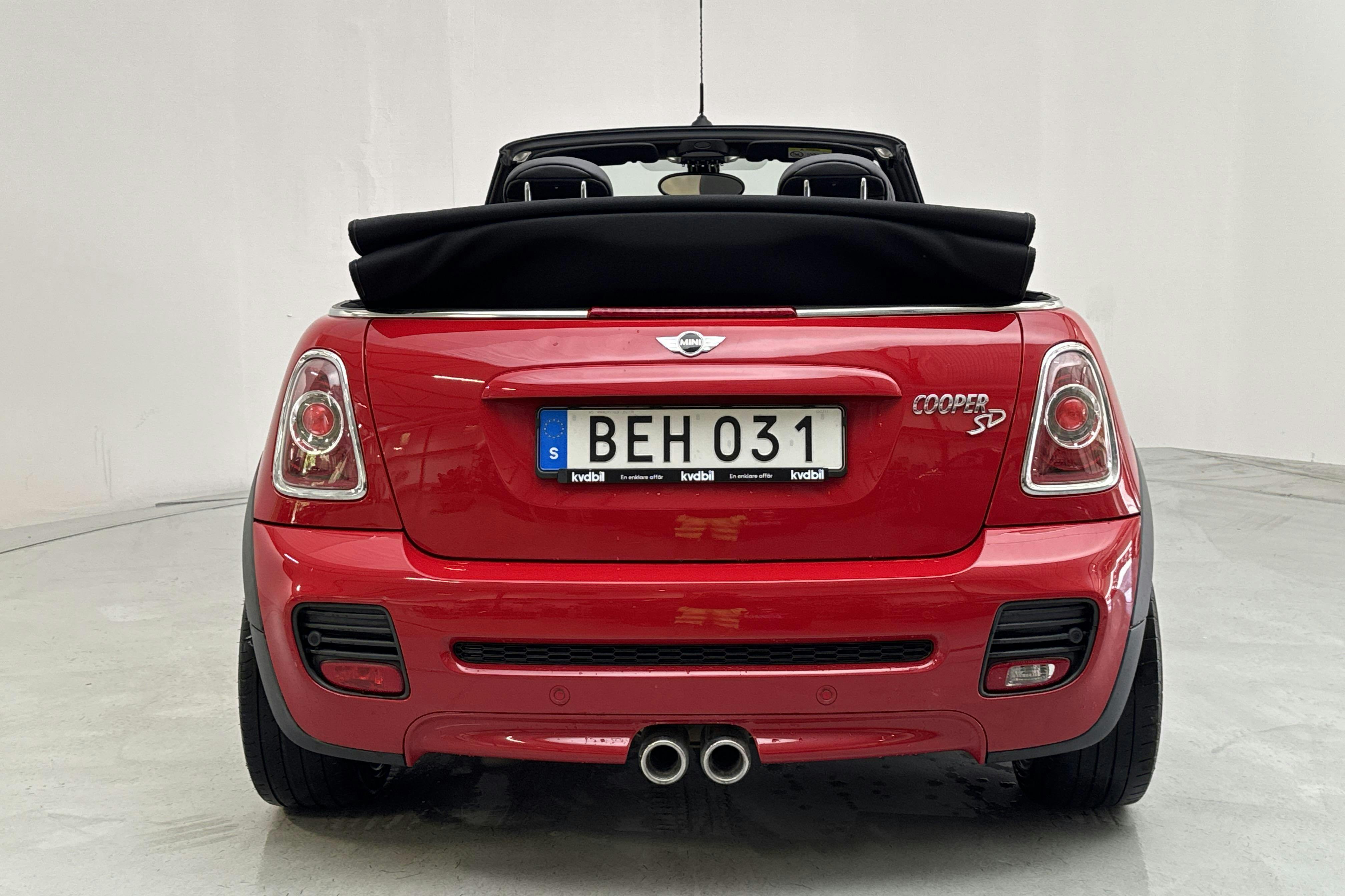 MINI Cooper SD Cabriolet (143hk) - 11 234 mil - Manuell - röd - 2015