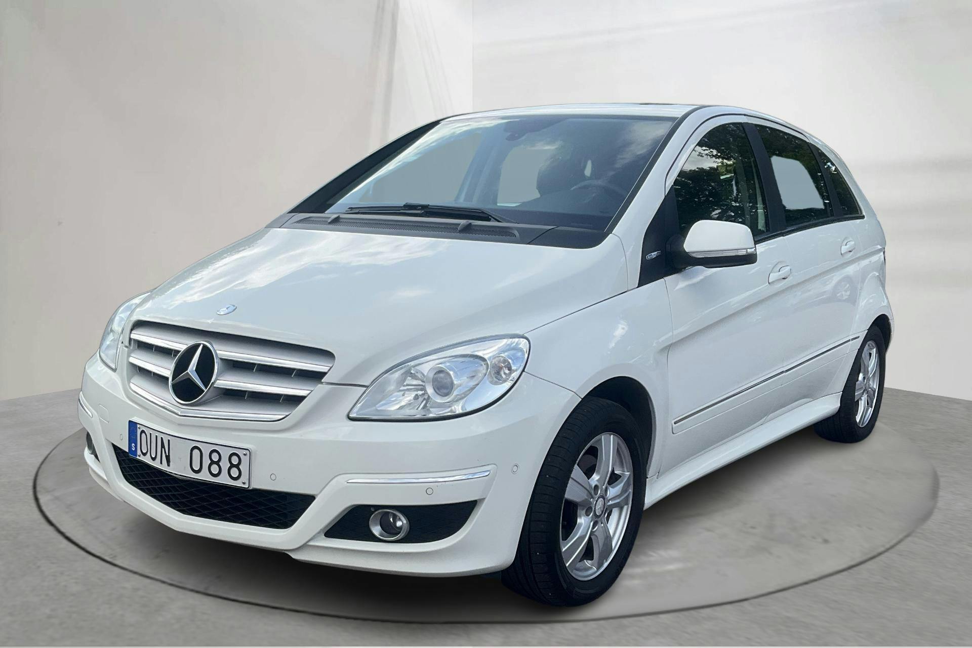 Mercedes B 170 NGT (116hk) - 13 897 mil - Manuell - vit - 2009