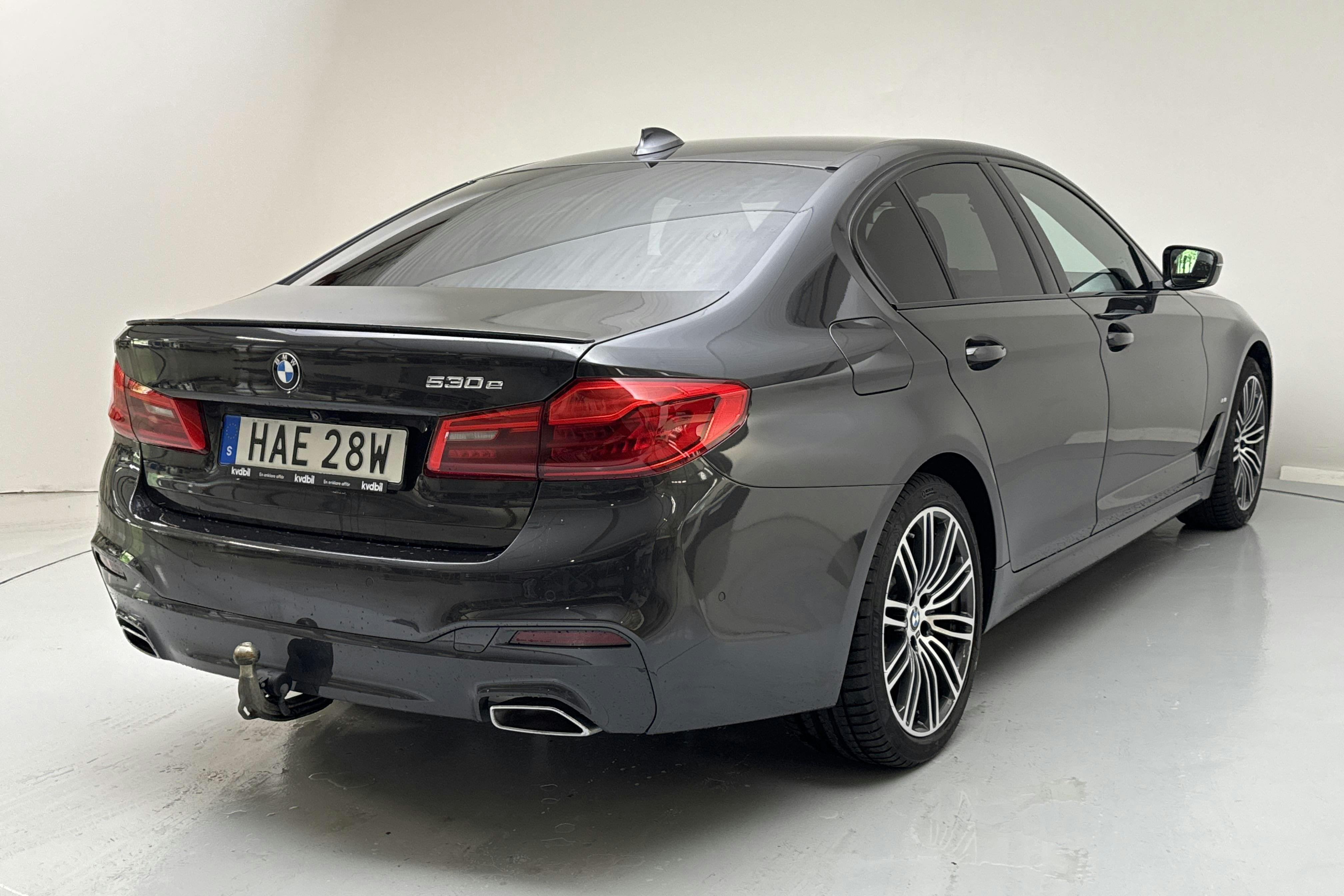 BMW 530e iPerformance Sedan, G30 12kWh (252hk) - 7 080 mil - Automat - grå - 2020