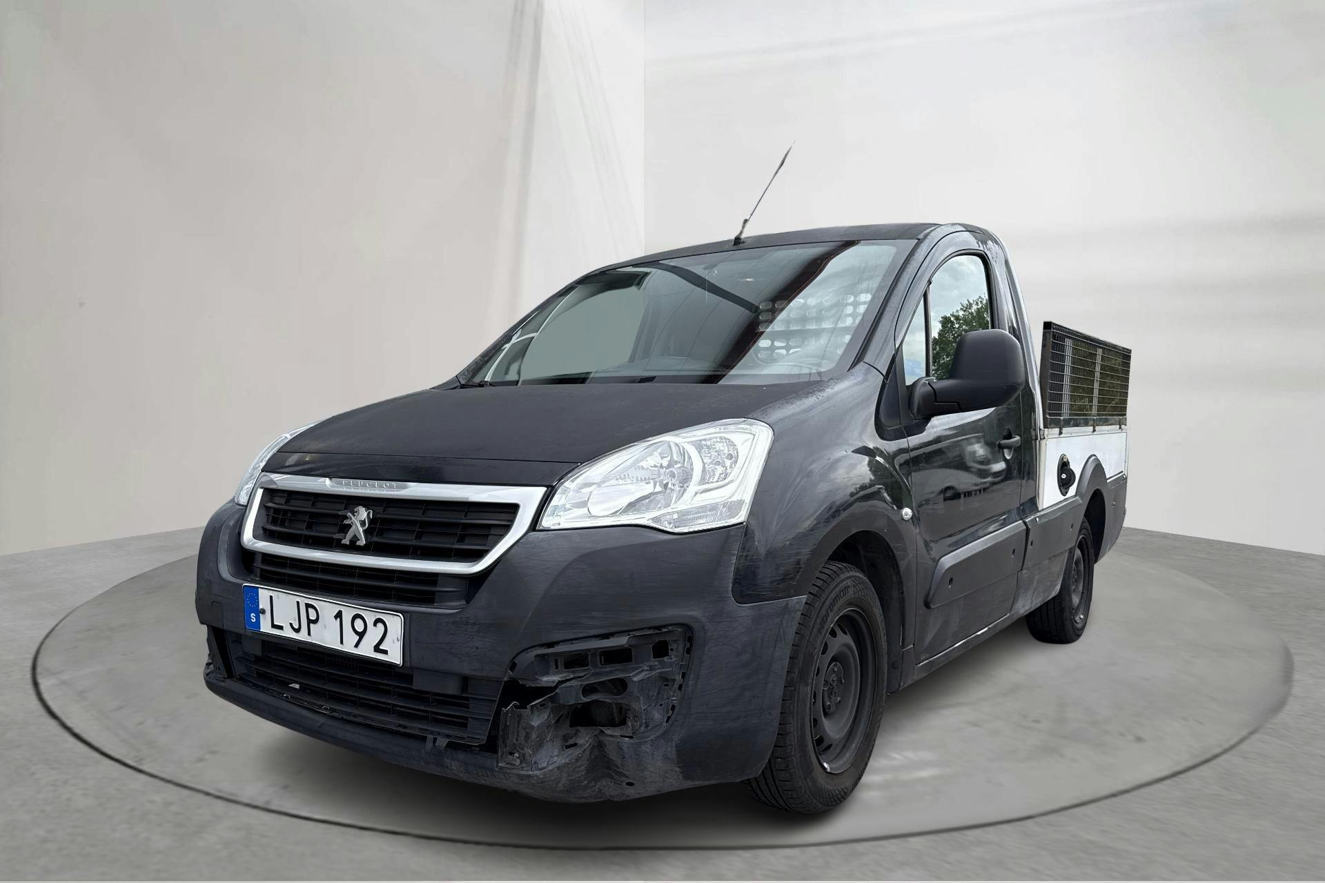 Peugeot Partner 1.6 BlueHDI Skåp (100hk) - 94 460 km - Manualna - biały - 2017