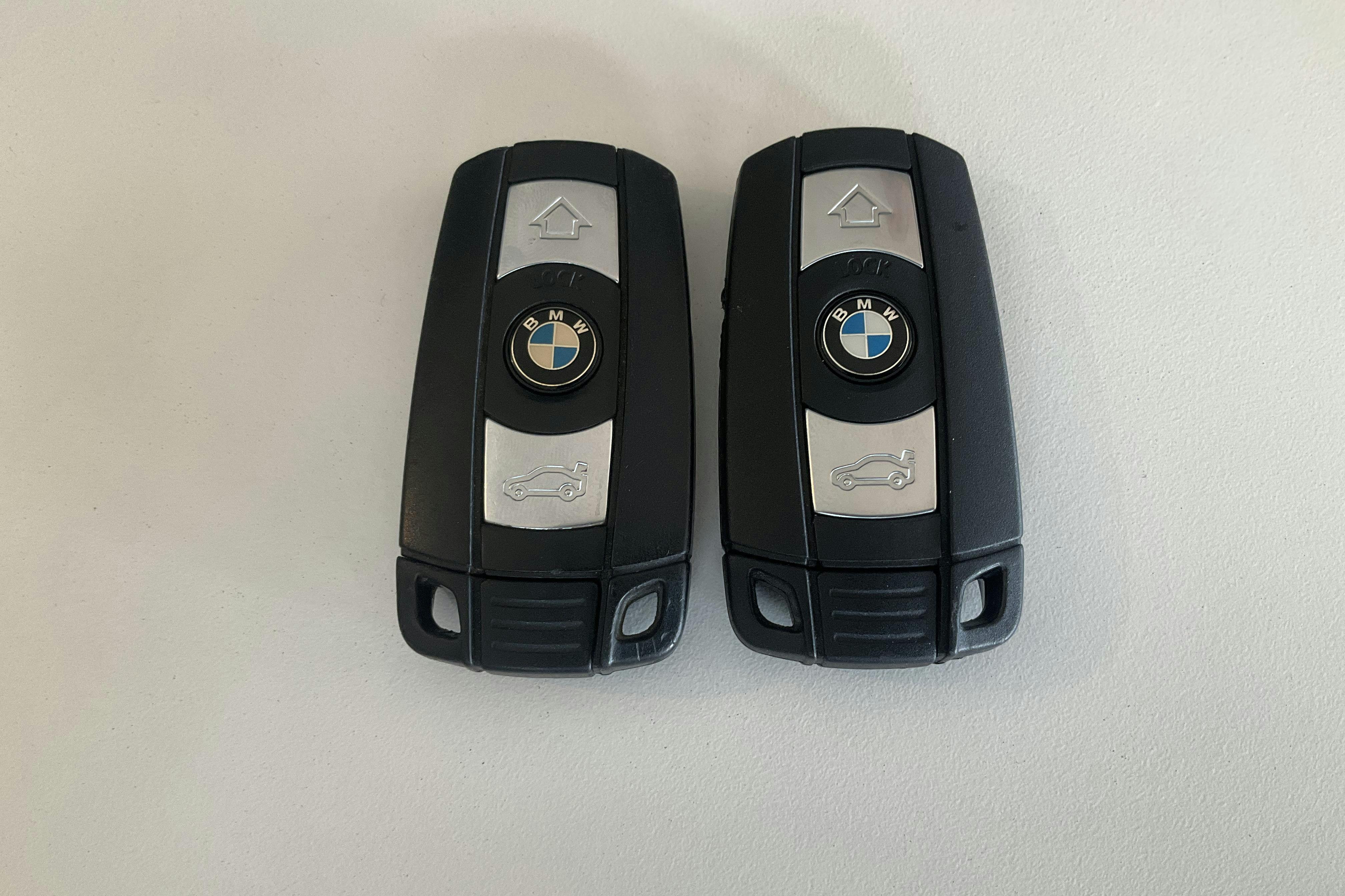 Presentation photo 19 of 19: BMW 635d Coupé, E63 (286hk) - 140 660 km - Automatic - black - 2009