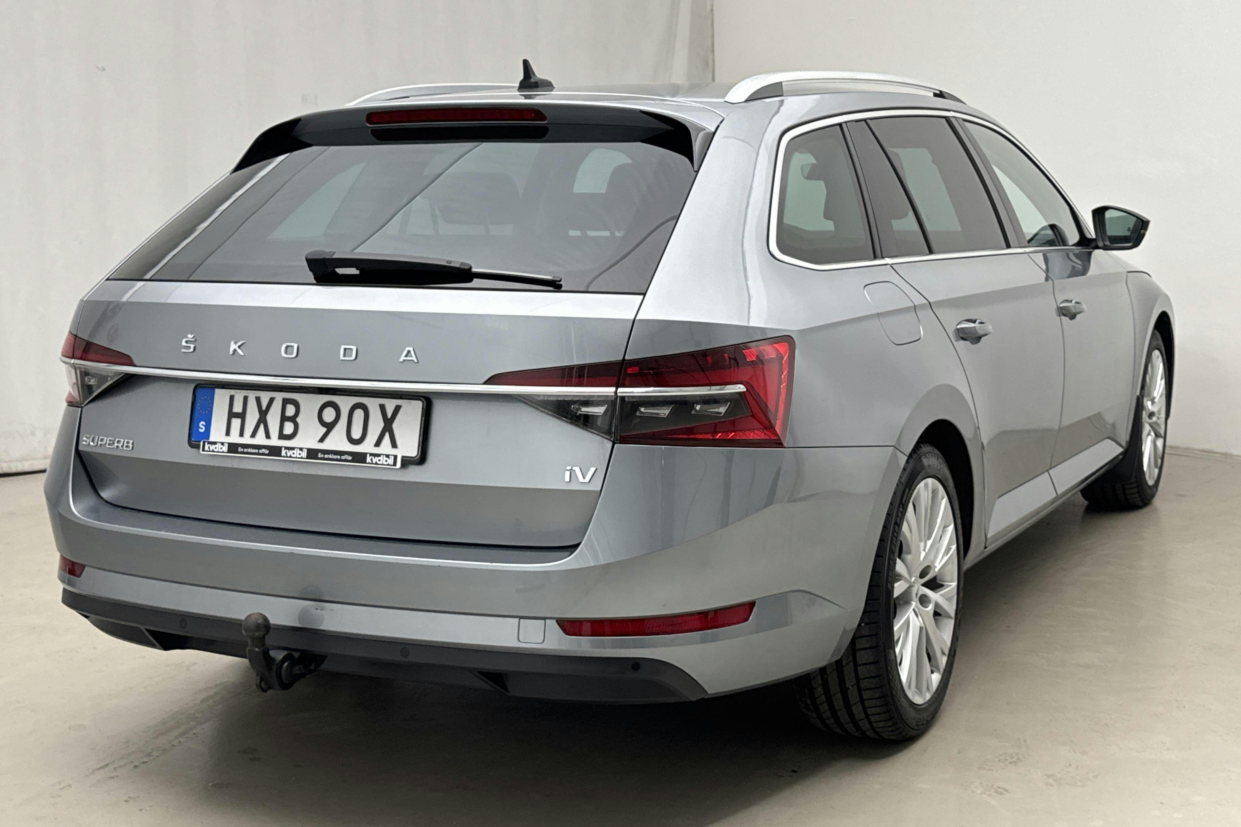 Skoda Superb 1.4 TSI PHEV Kombi (218hk) - 9 830 mil - Automat - grå - 2021