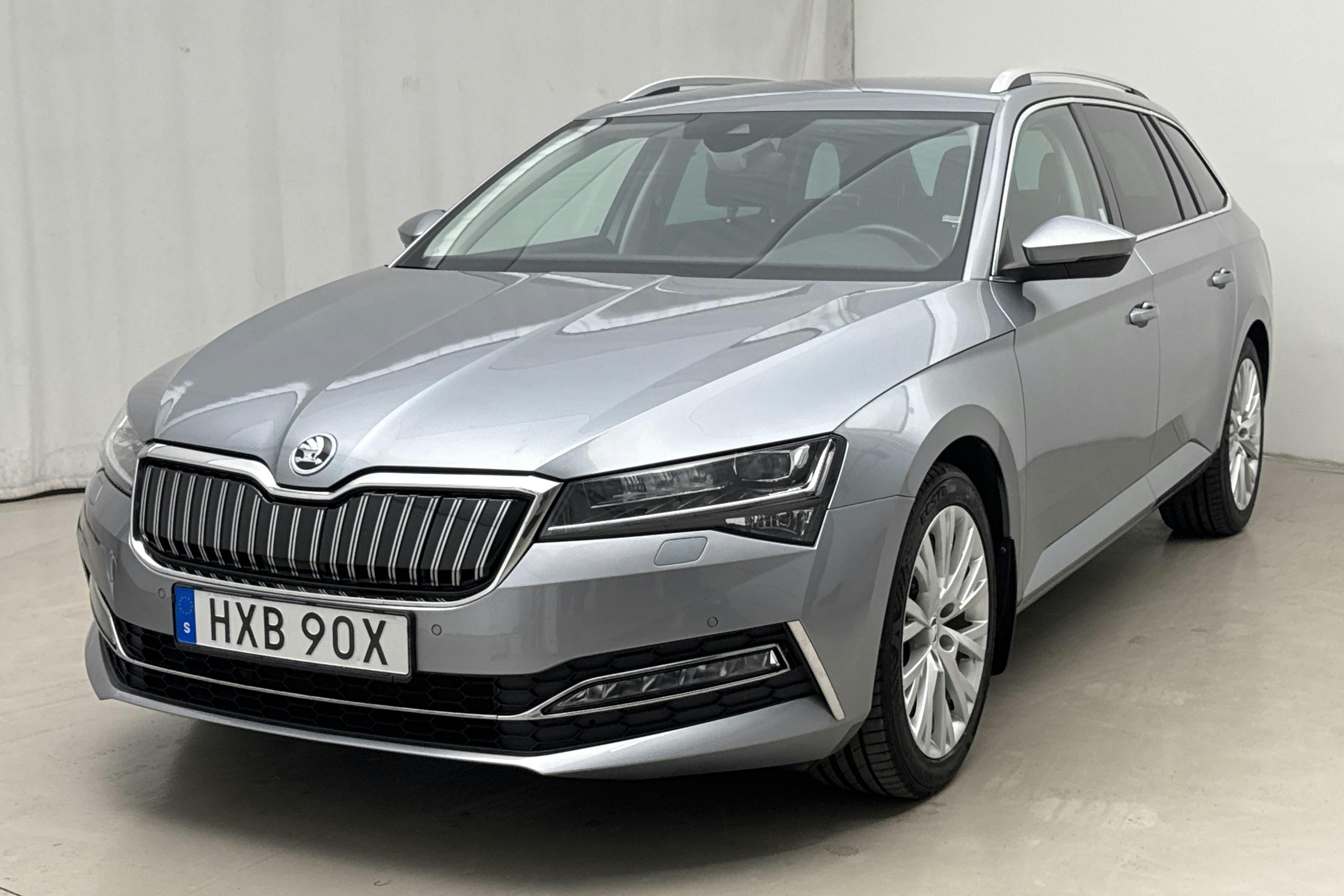 Skoda Superb 1.4 TSI PHEV Kombi (218hk) - 98 300 km - Automatic - gray - 2021