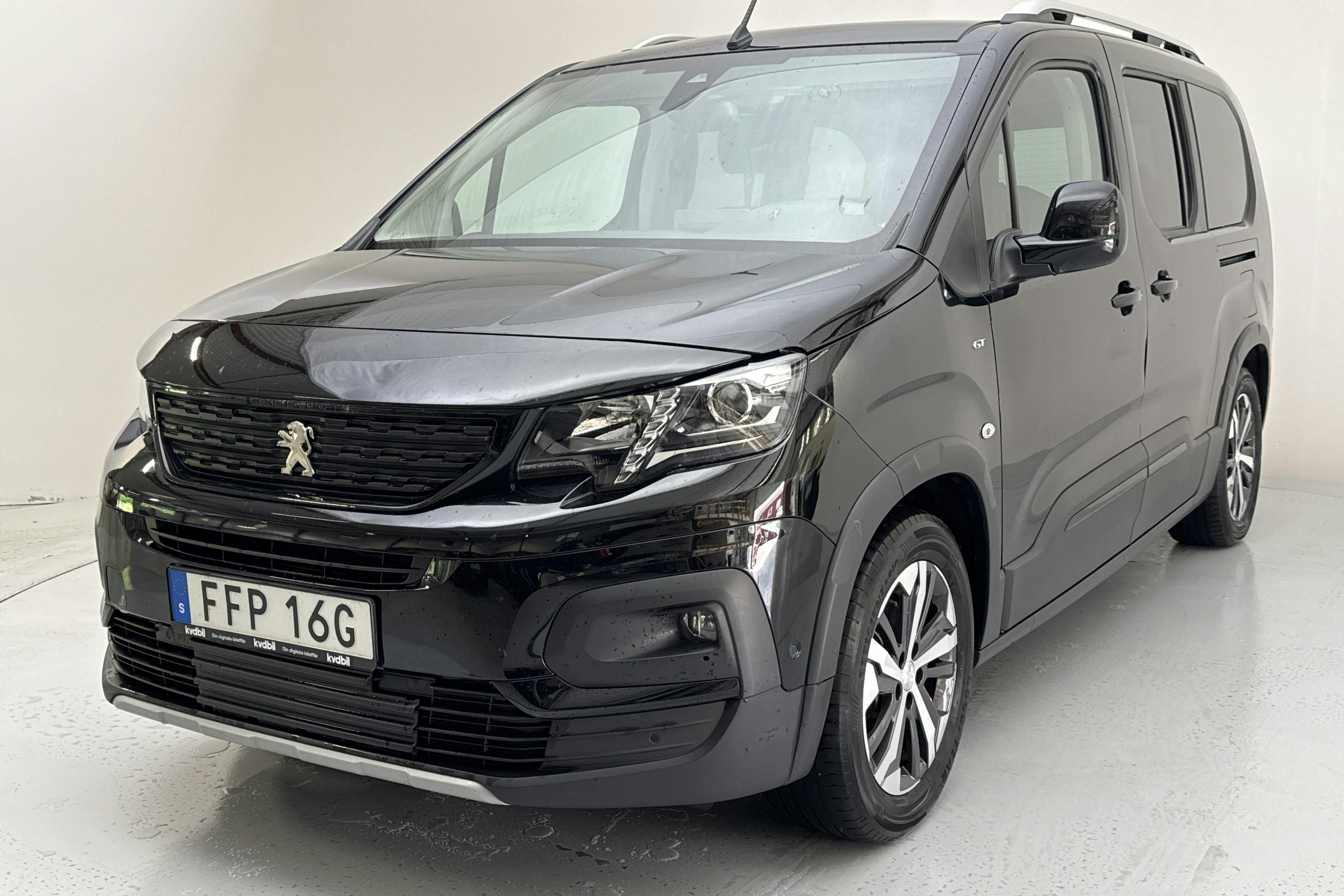 Peugeot e-Rifter 50 kWh (136hk) - 4 355 mil - Automat - svart - 2022