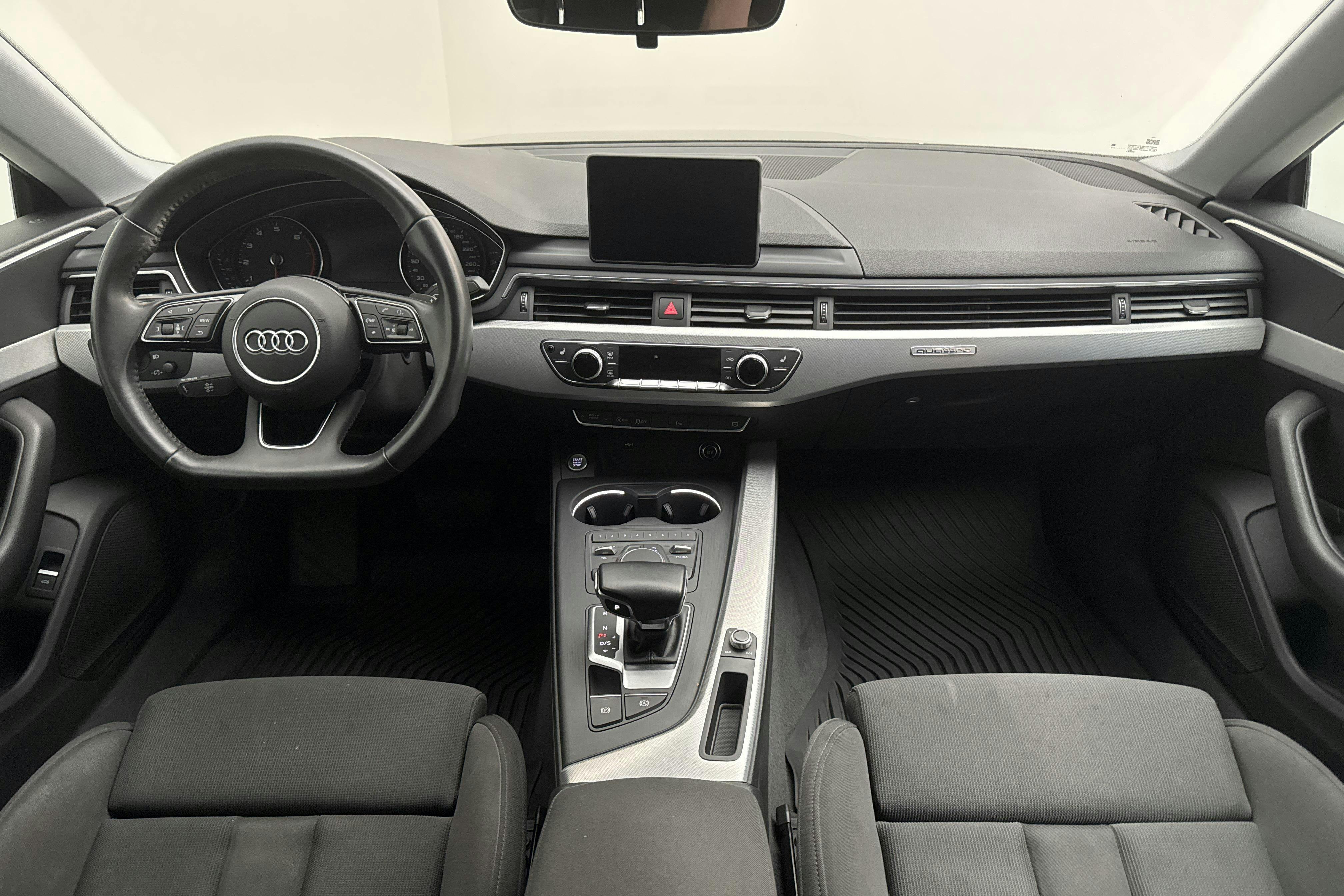 Audi A5 2.0 TFSI Sportback quattro (252hk) - 12 276 mil - Automat - svart - 2018