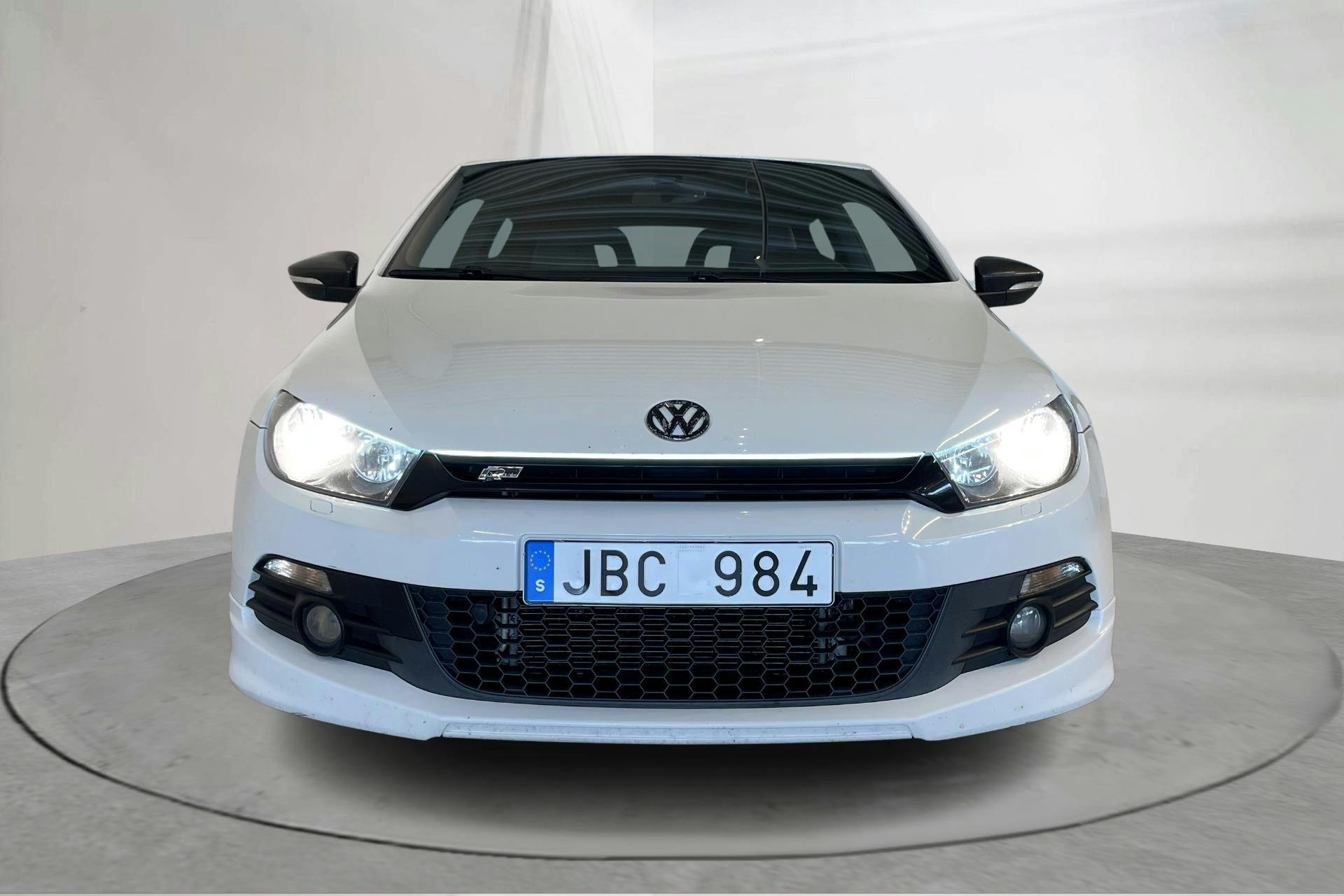 VW Scirocco 1.4 TSI (160hk) - 17 740 mil - Manuell - vit - 2010