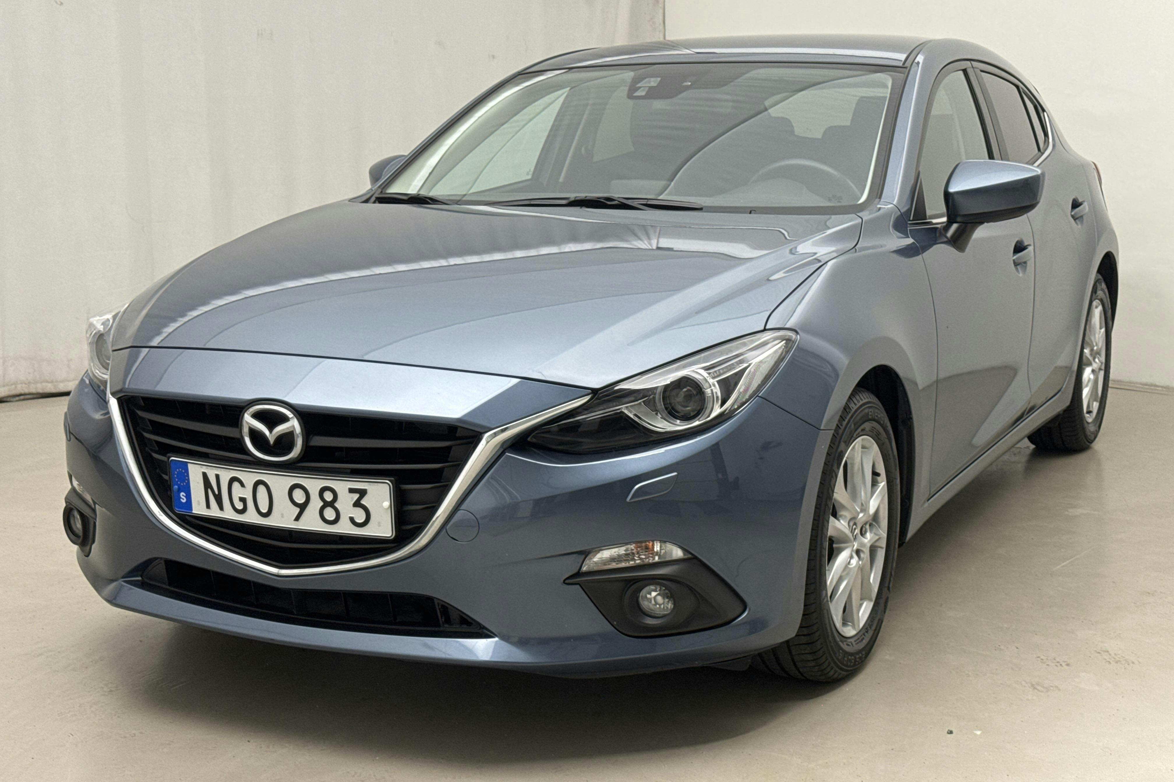 Mazda 3 2.0 5dr (120hk) - 30 770 km - Automatic - blue - 2016